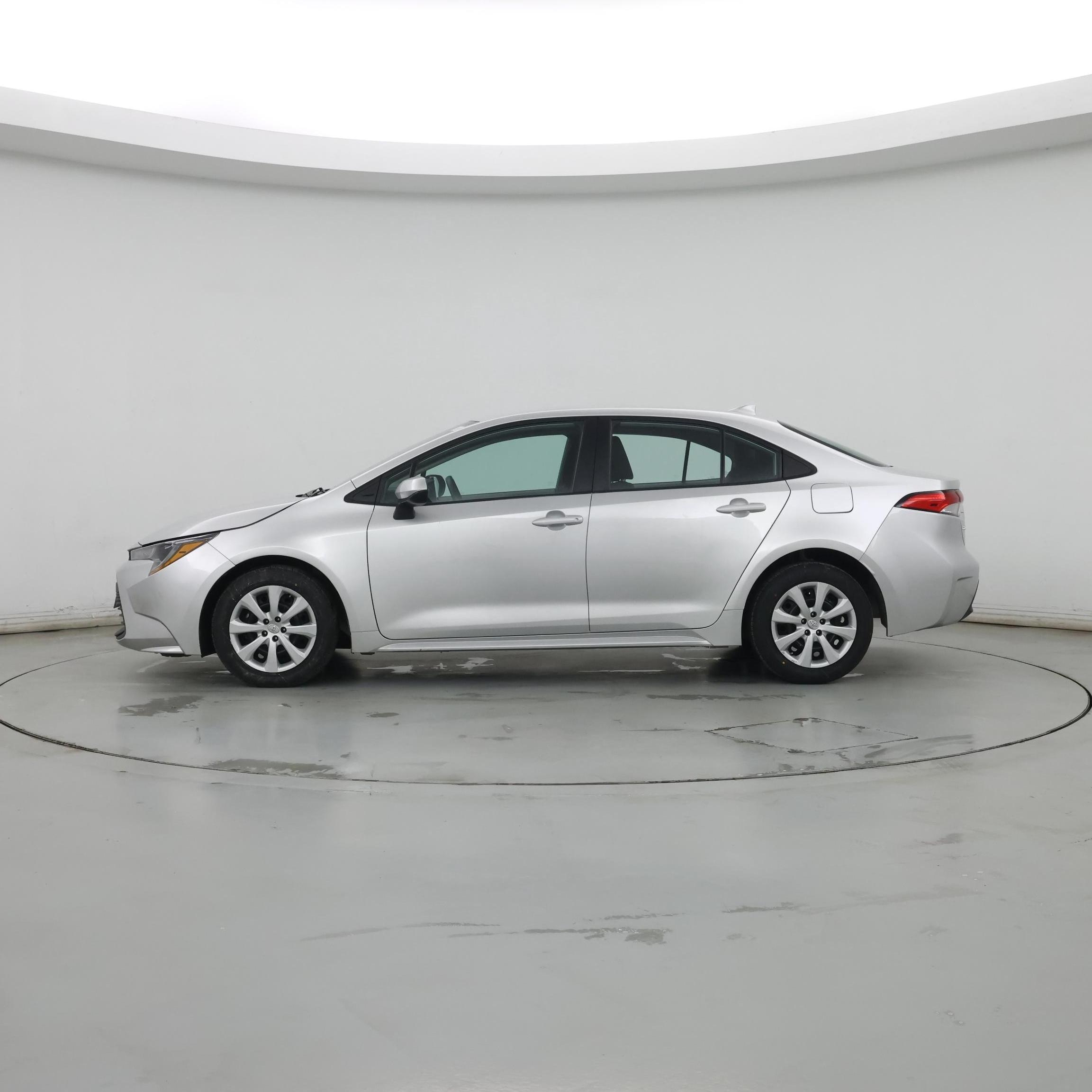 Thumbnail: 2023 Toyota Corolla - 3