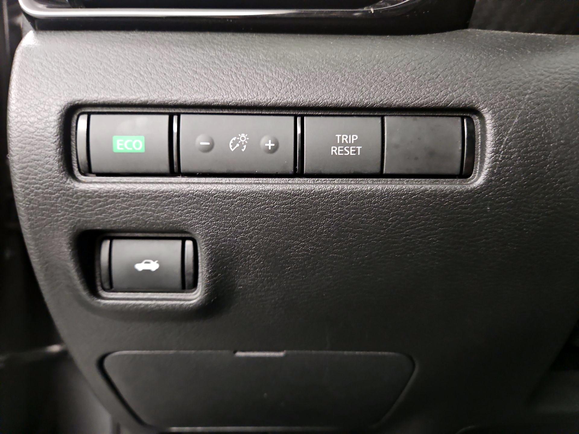 Thumbnail: 2023 Nissan Sentra - 13