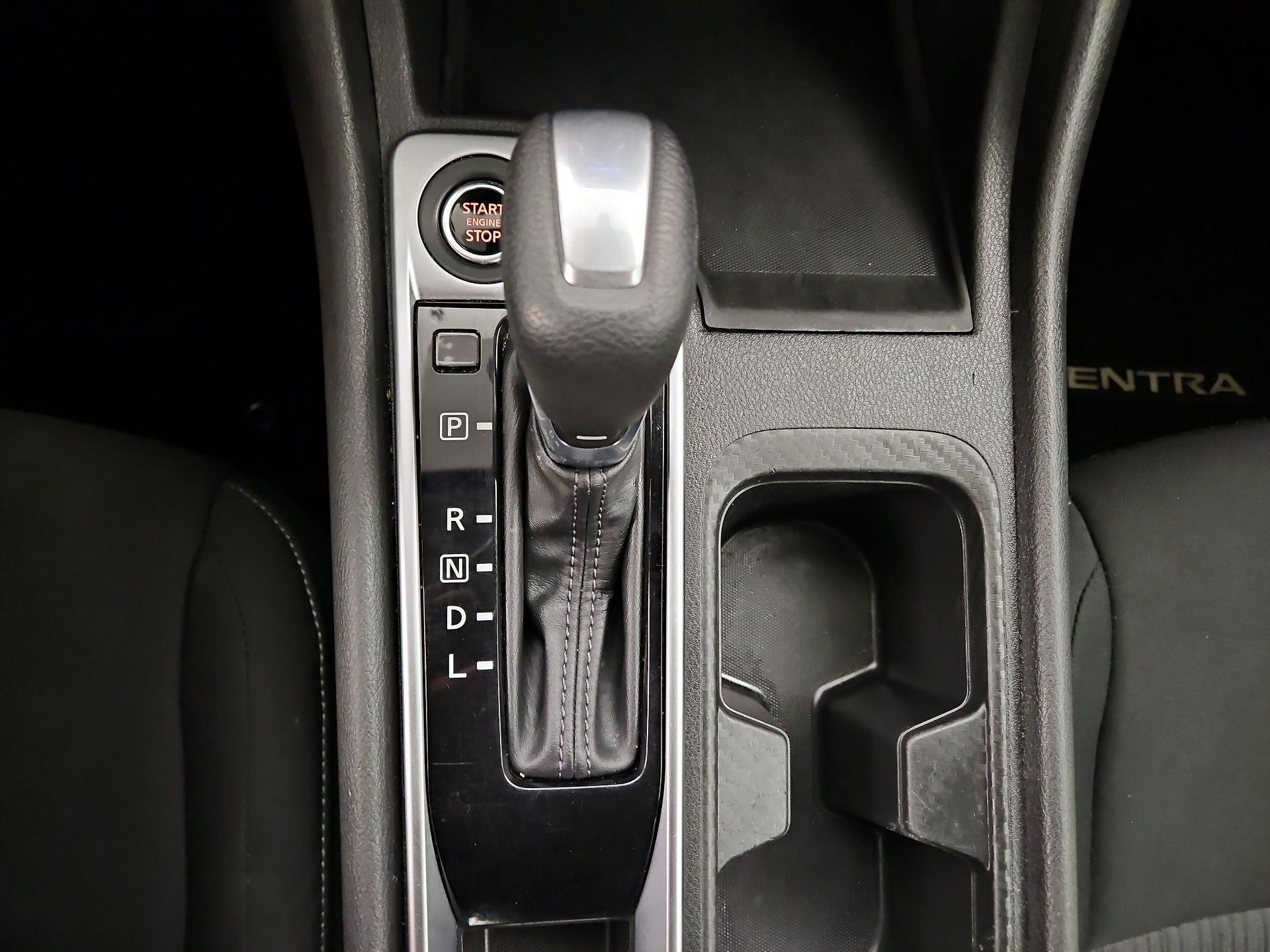 Thumbnail: 2023 Nissan Sentra - 17