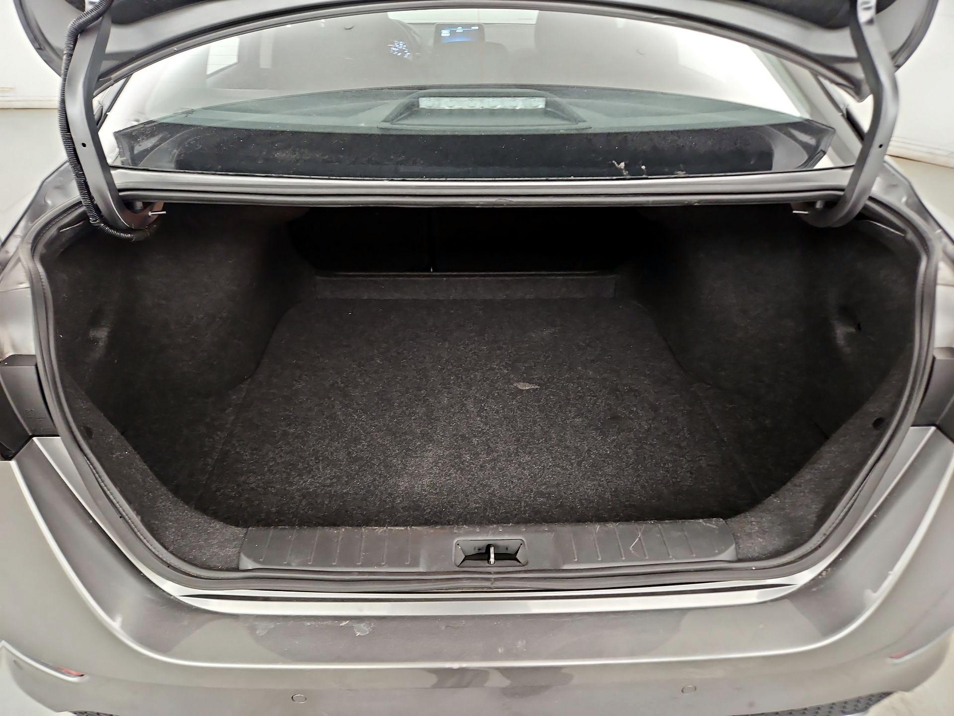 Thumbnail: 2023 Nissan Sentra - 20