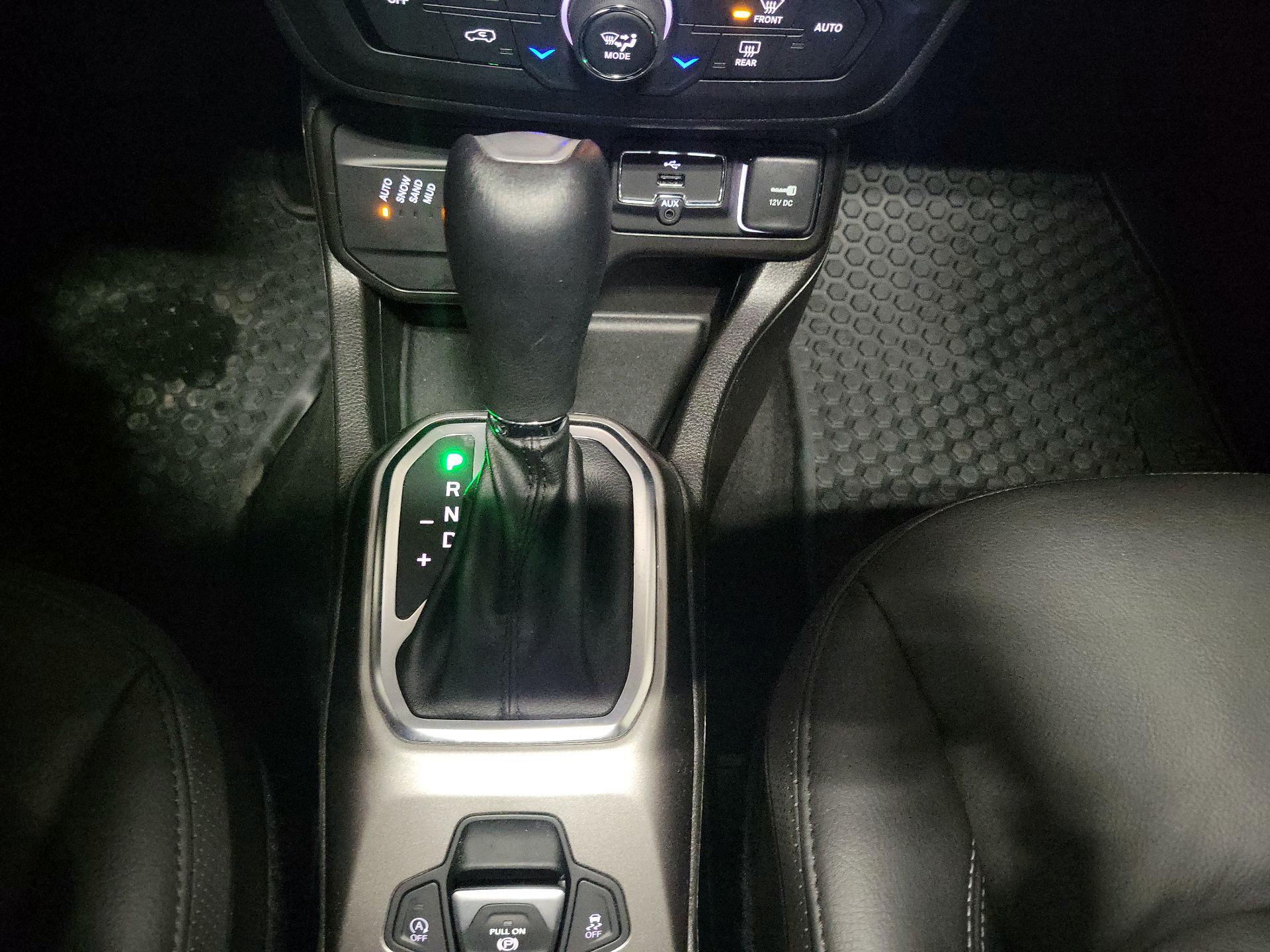 Thumbnail: 2022 Jeep Renegade - 16