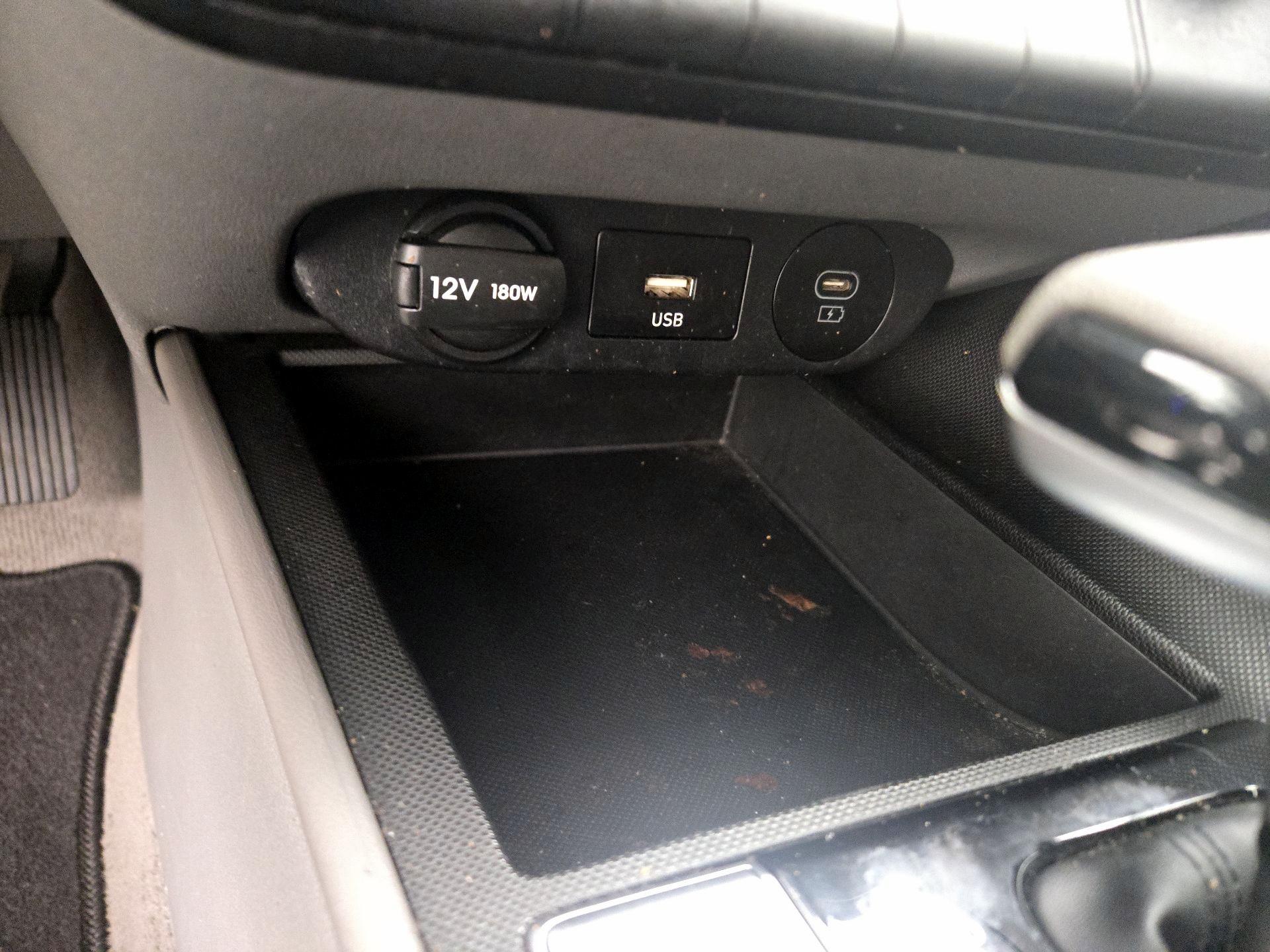 Thumbnail: 2025 Hyundai Elantra - 18