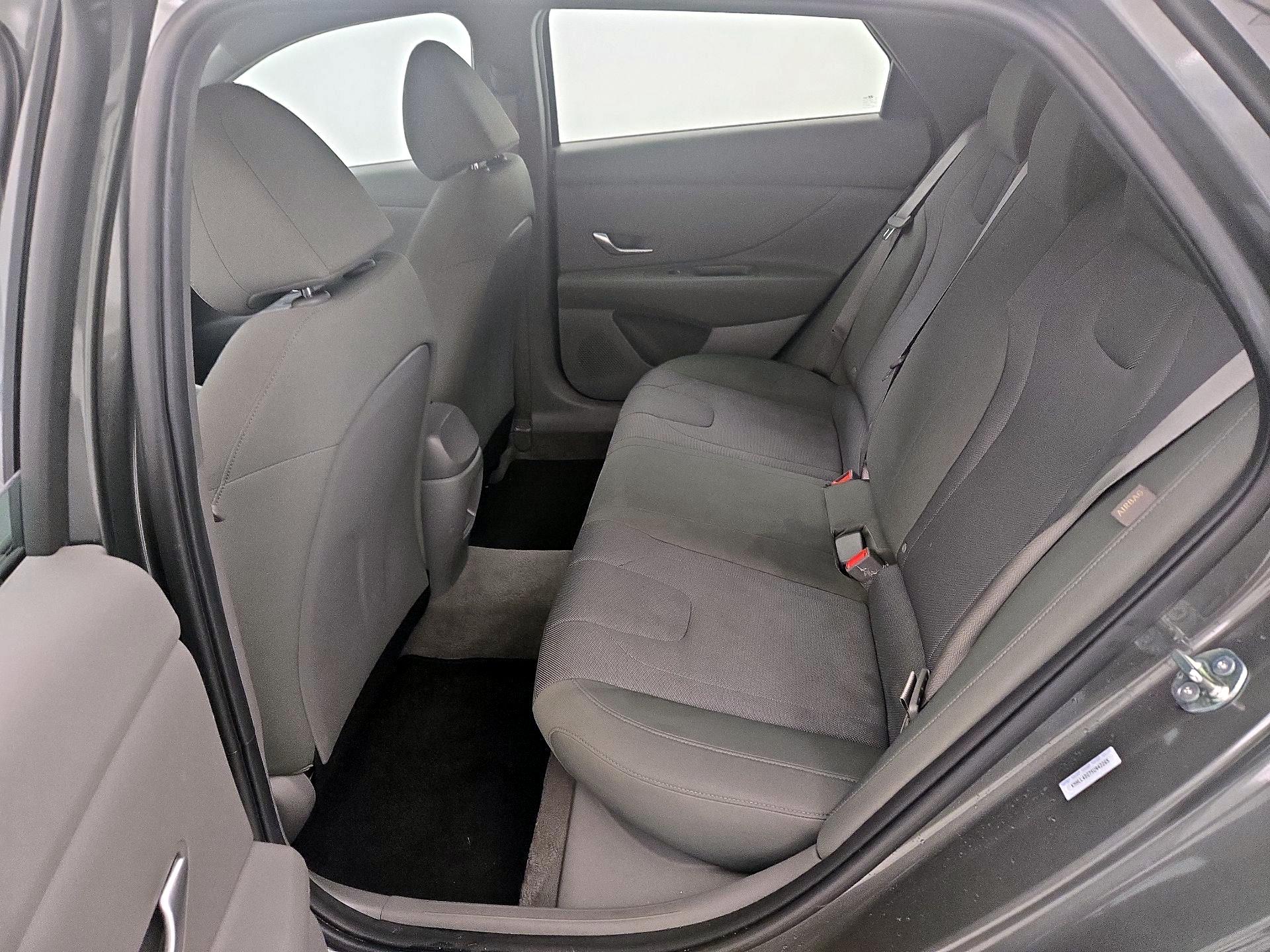 Thumbnail: 2025 Hyundai Elantra - 19