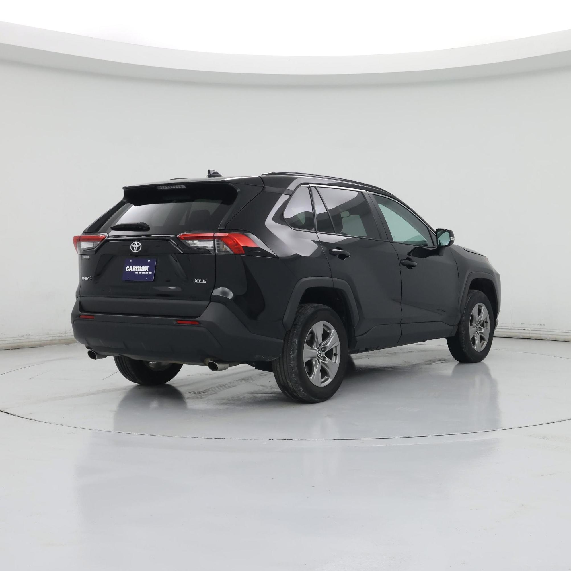Thumbnail: 2023 Toyota RAV4 - 8