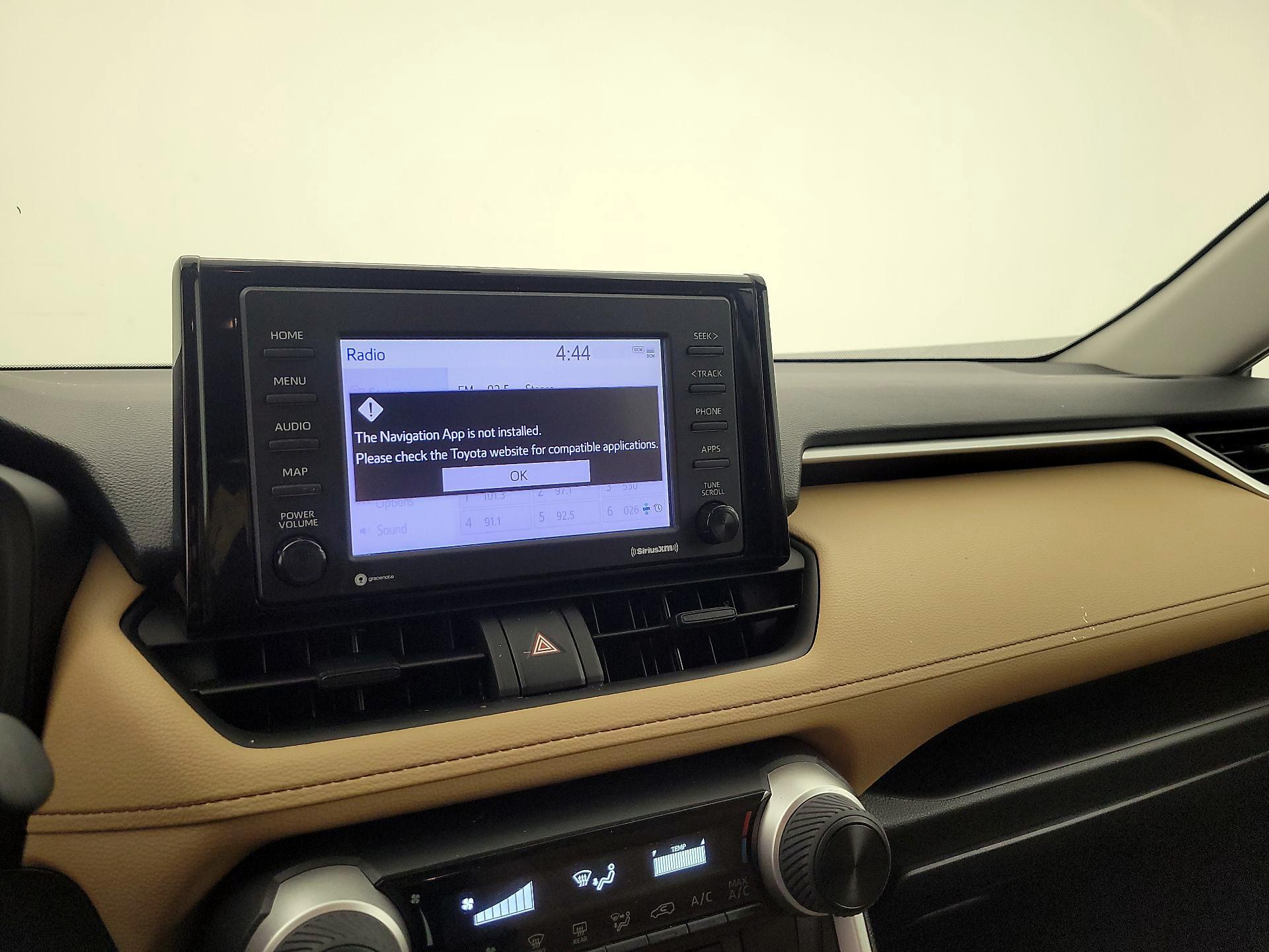 Thumbnail: 2021 Toyota RAV4 - 14