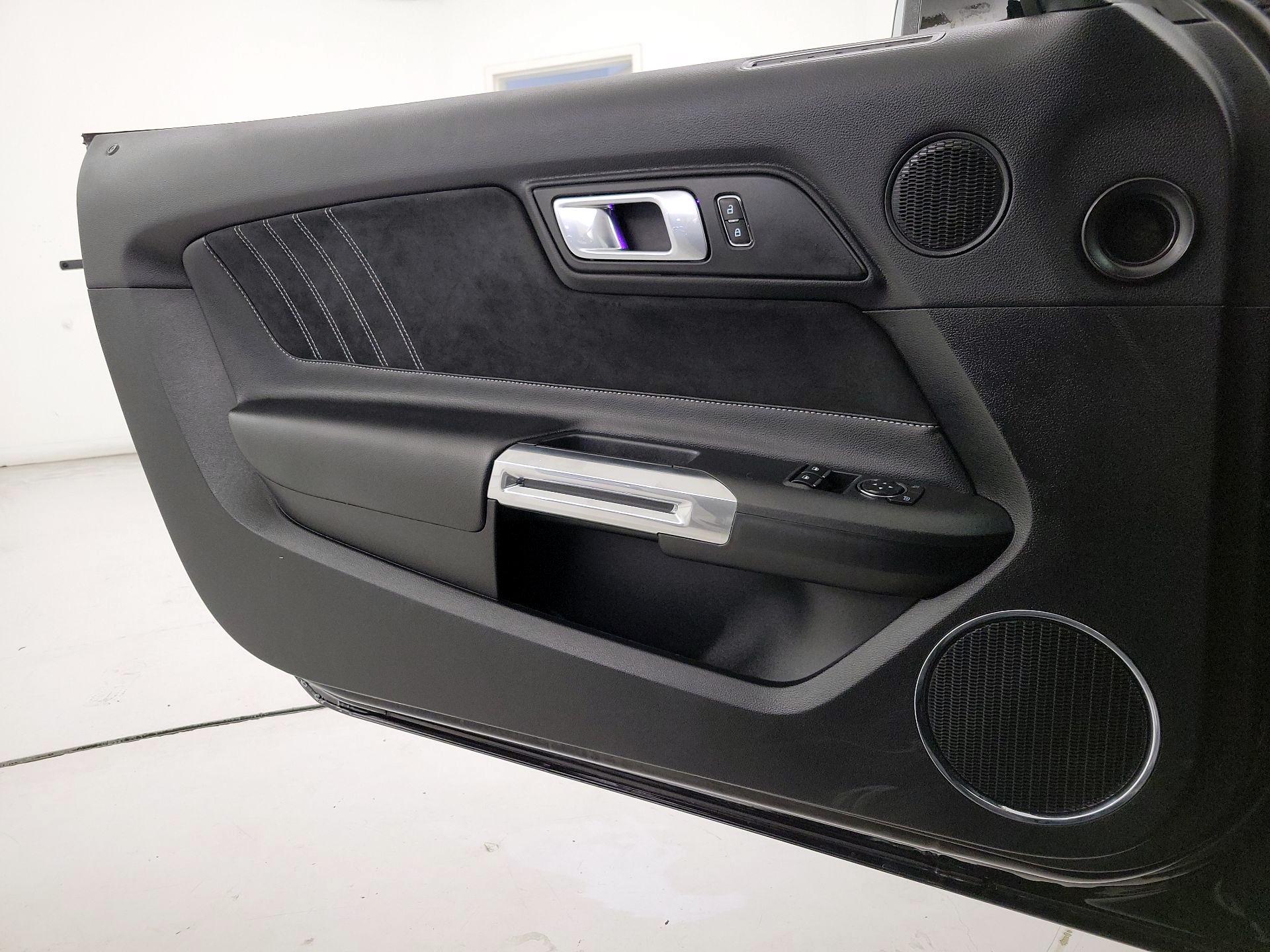 Thumbnail: 2020 Ford Mustang - 12