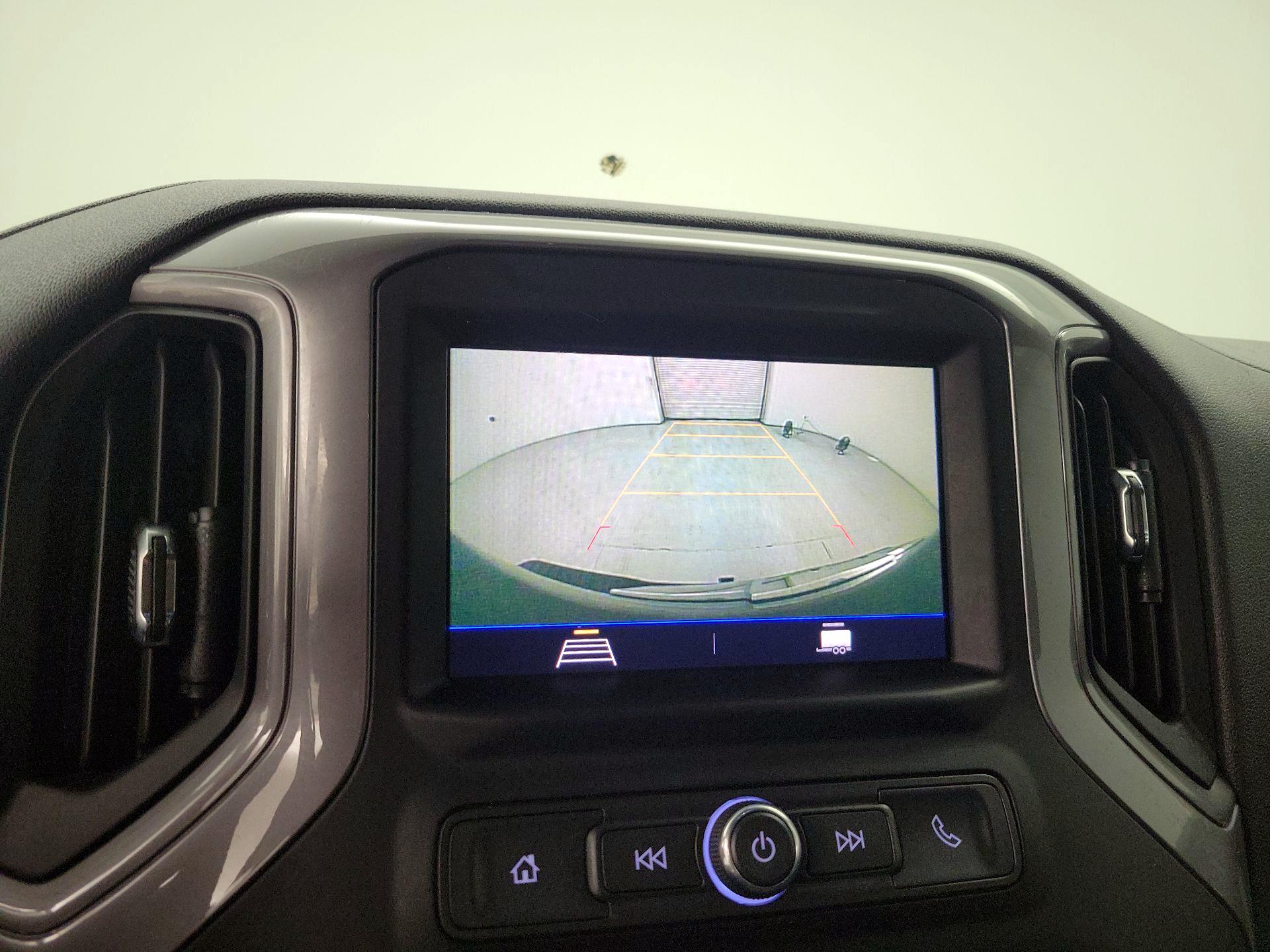 Thumbnail: 2021 Chevrolet Silverado 1500 - 14