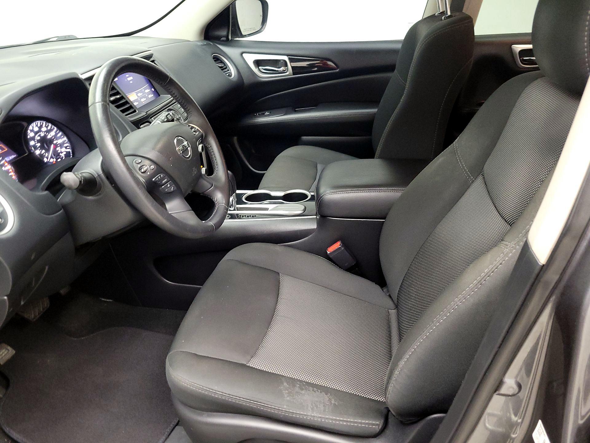 Thumbnail: 2020 Nissan Pathfinder - 11