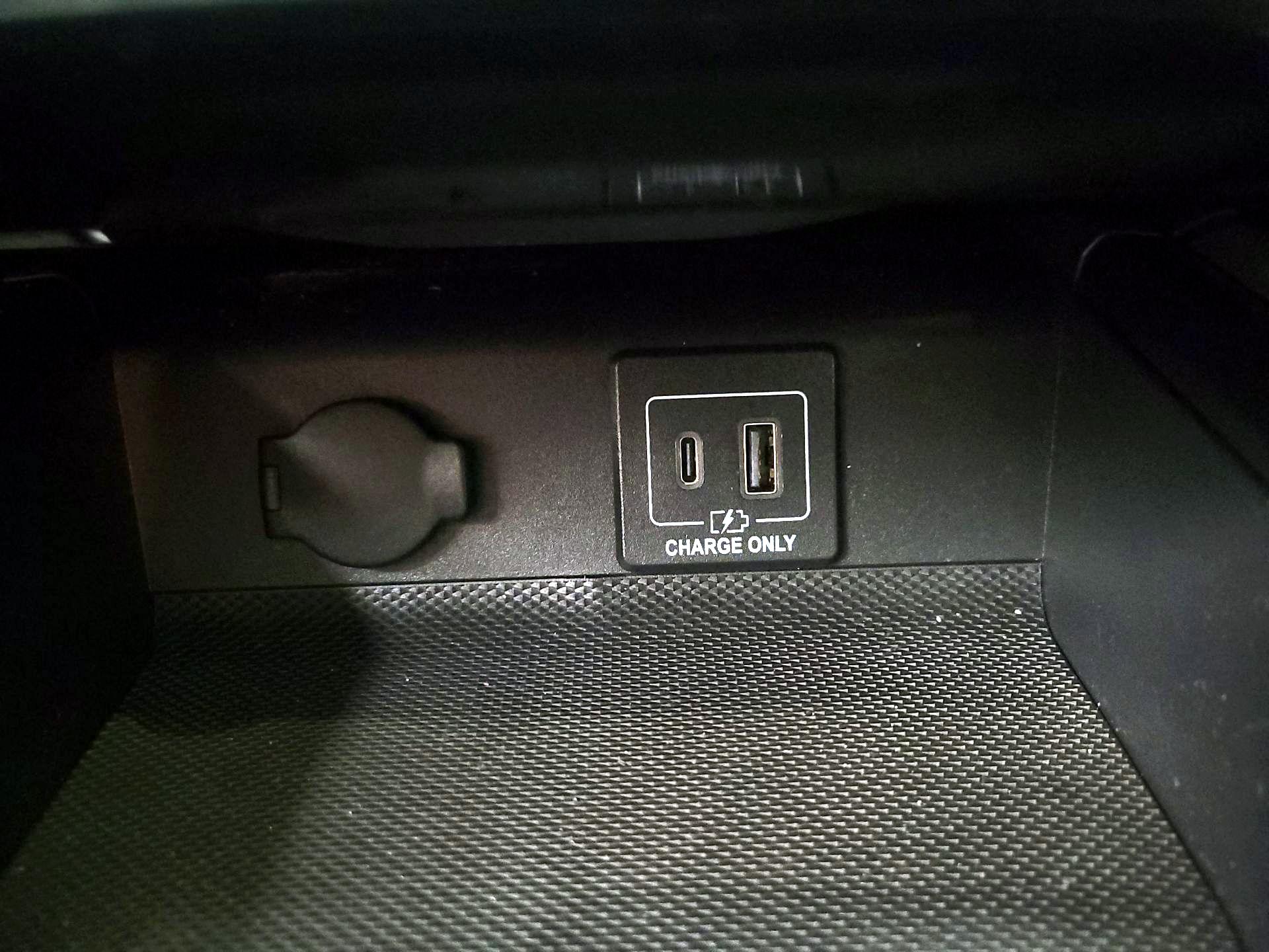 Thumbnail: 2020 Nissan Pathfinder - 18