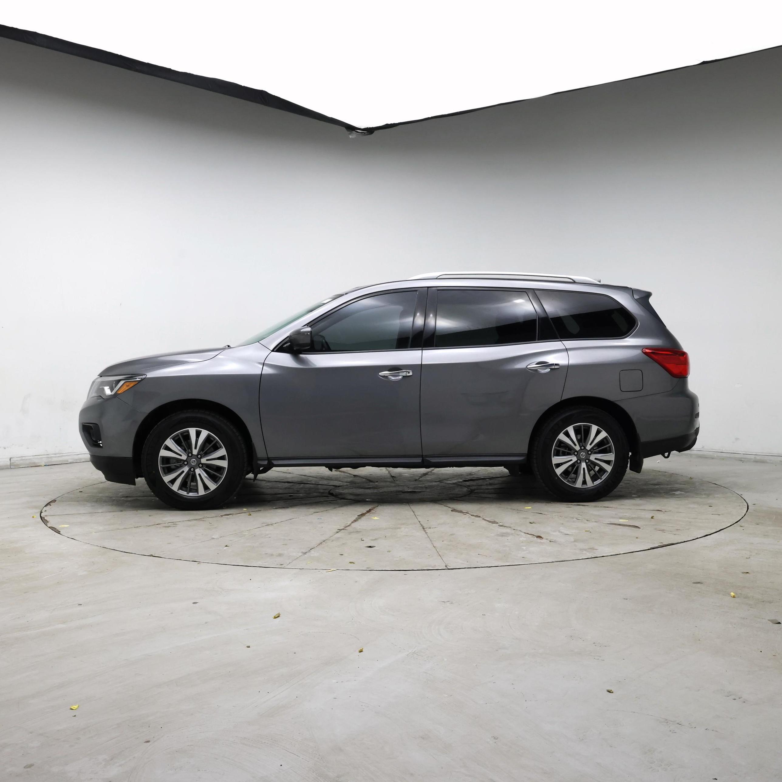 Thumbnail: 2020 Nissan Pathfinder - 3