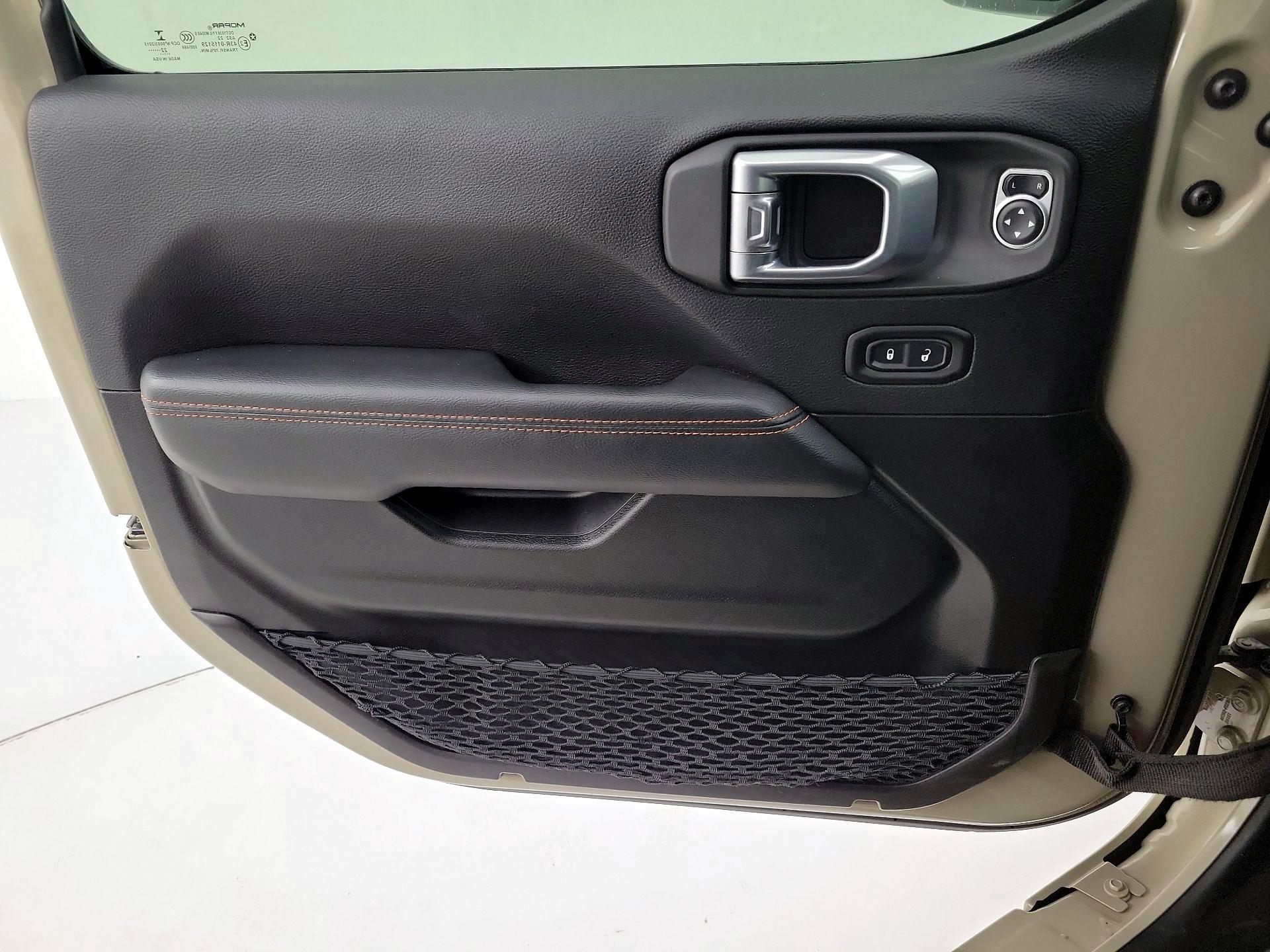 Thumbnail: 2022 Jeep Gladiator - 12