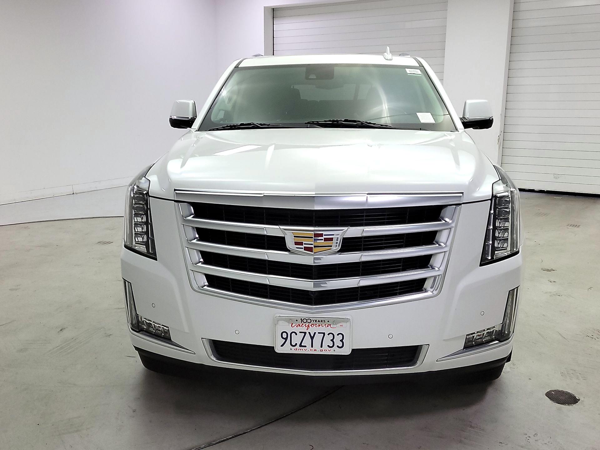 Thumbnail: 2020 Cadillac Escalade - 2