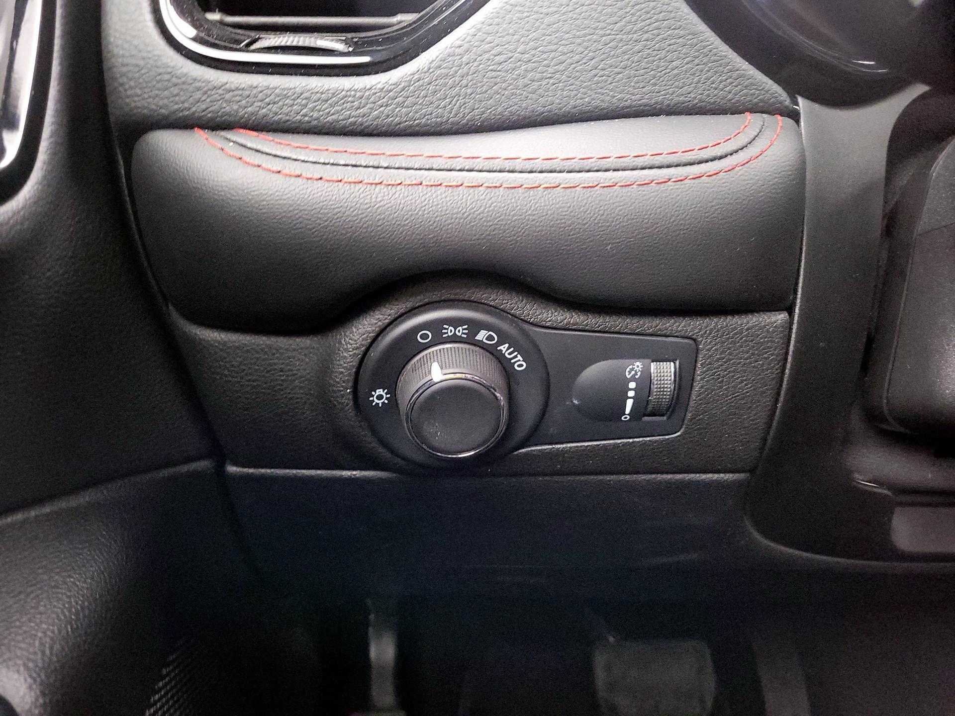 Thumbnail: 2023 Dodge Durango - 13