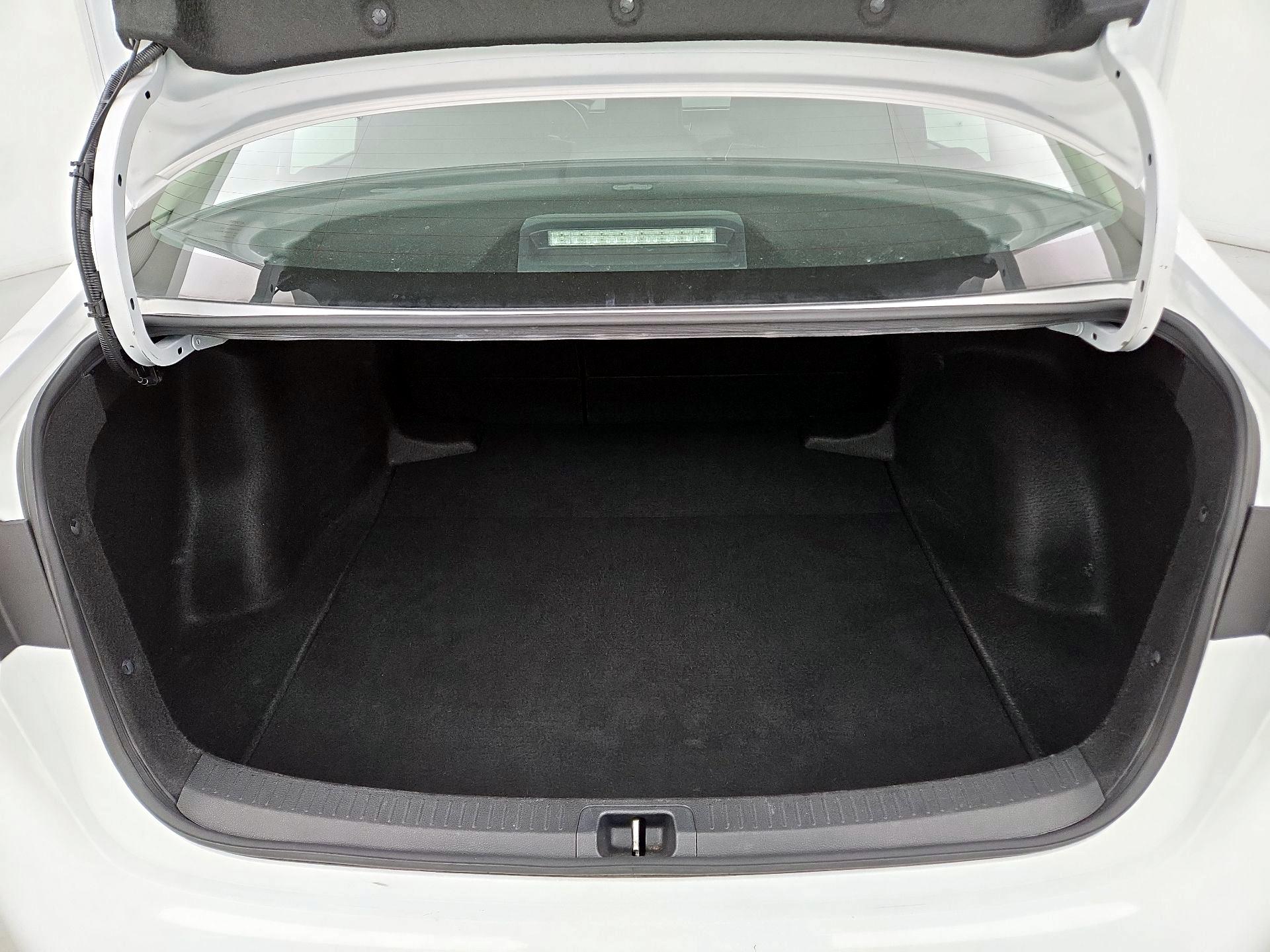 Thumbnail: 2023 Toyota Corolla - 20