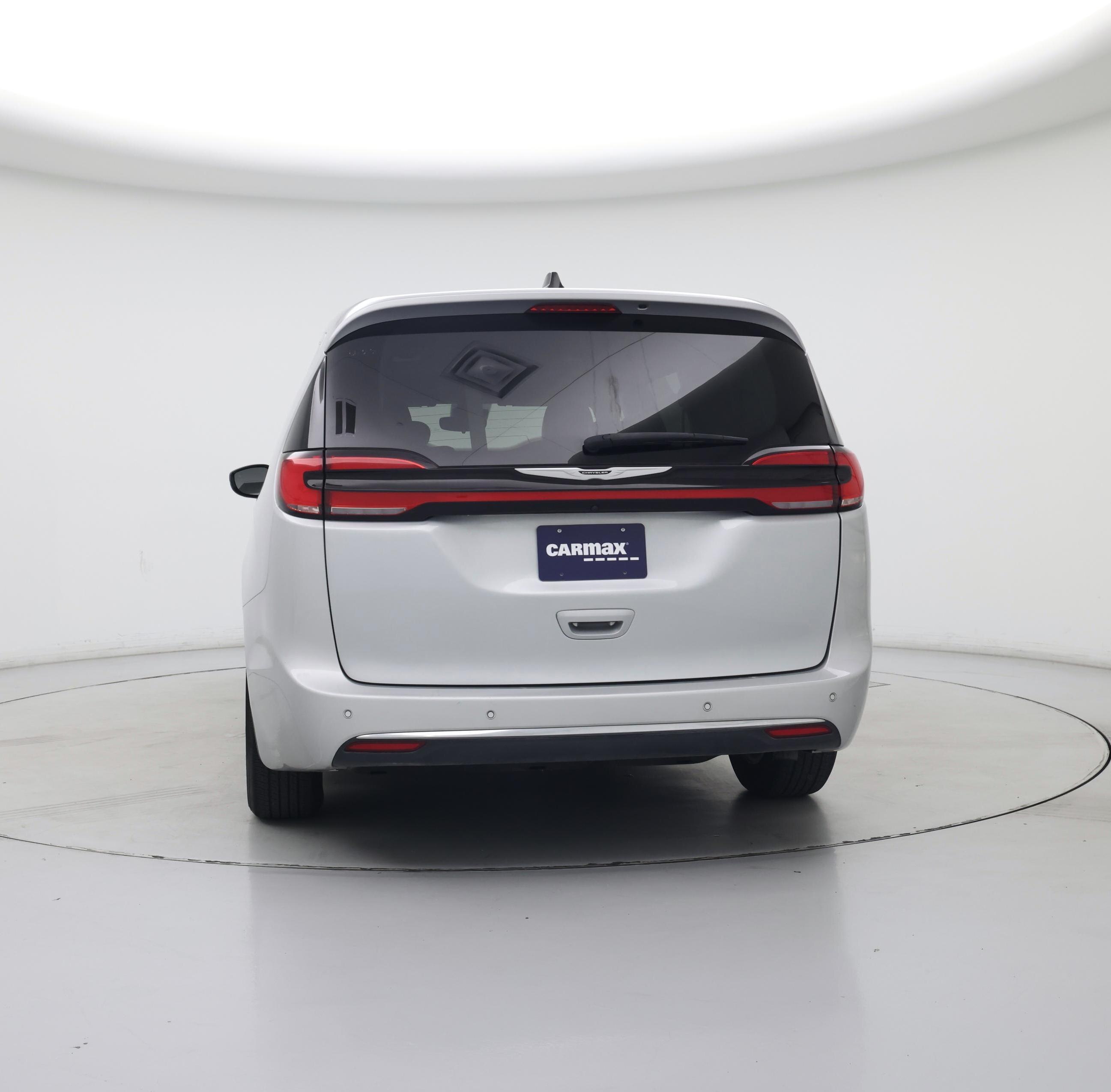 Thumbnail: 2024 Chrysler Pacifica - 6