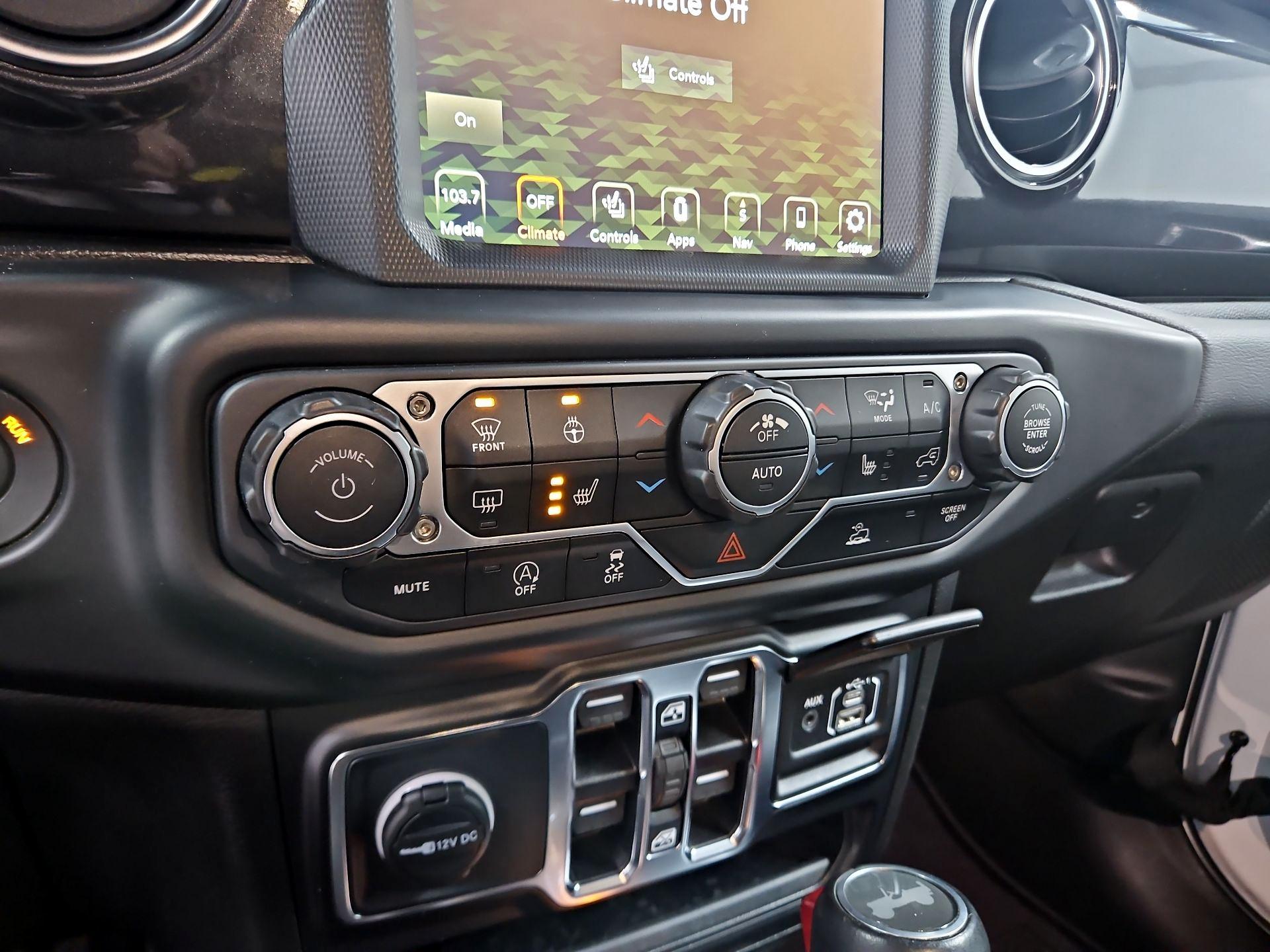 Thumbnail: 2023 Jeep Wrangler - 17