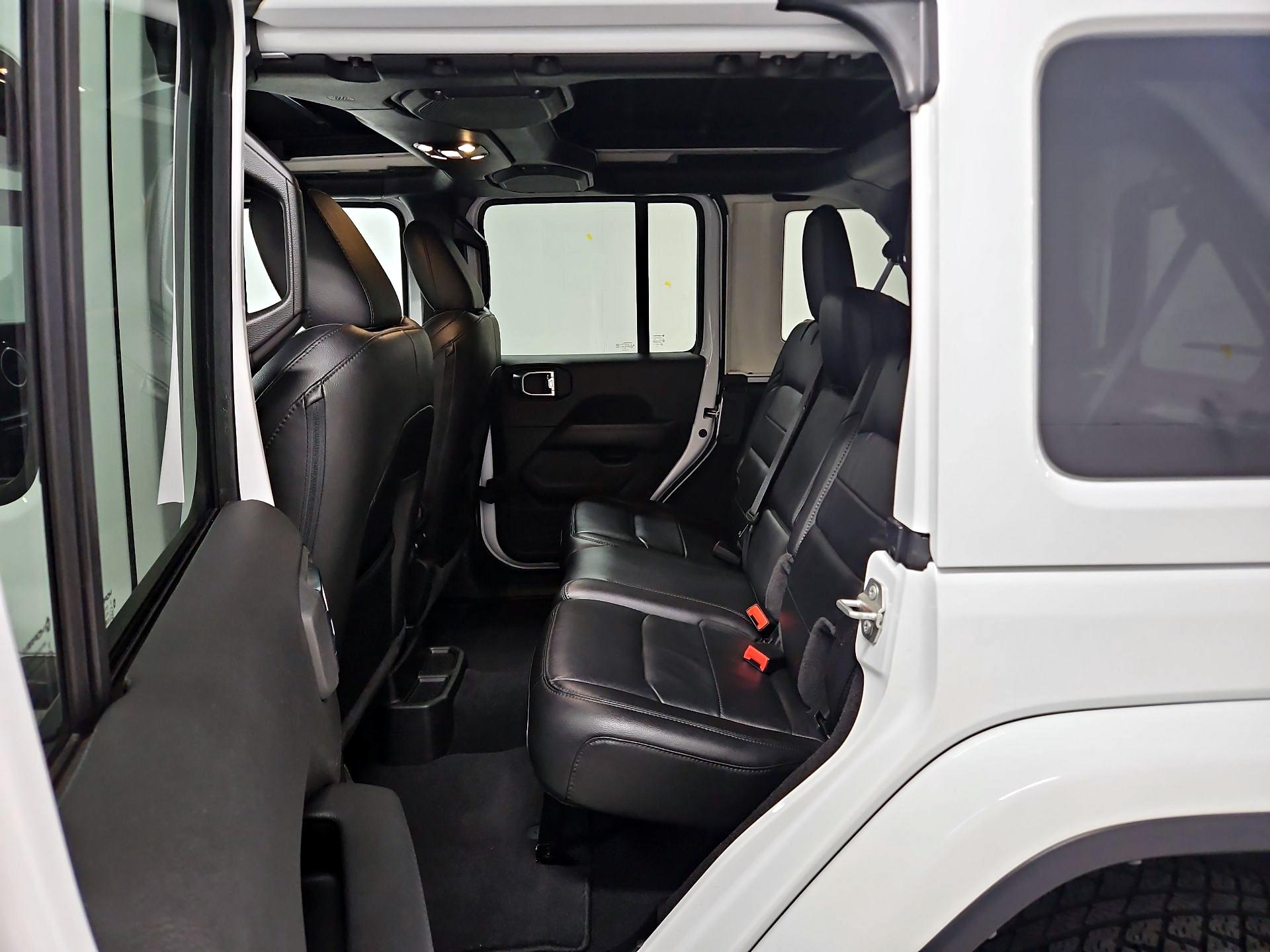 Thumbnail: 2023 Jeep Wrangler - 20