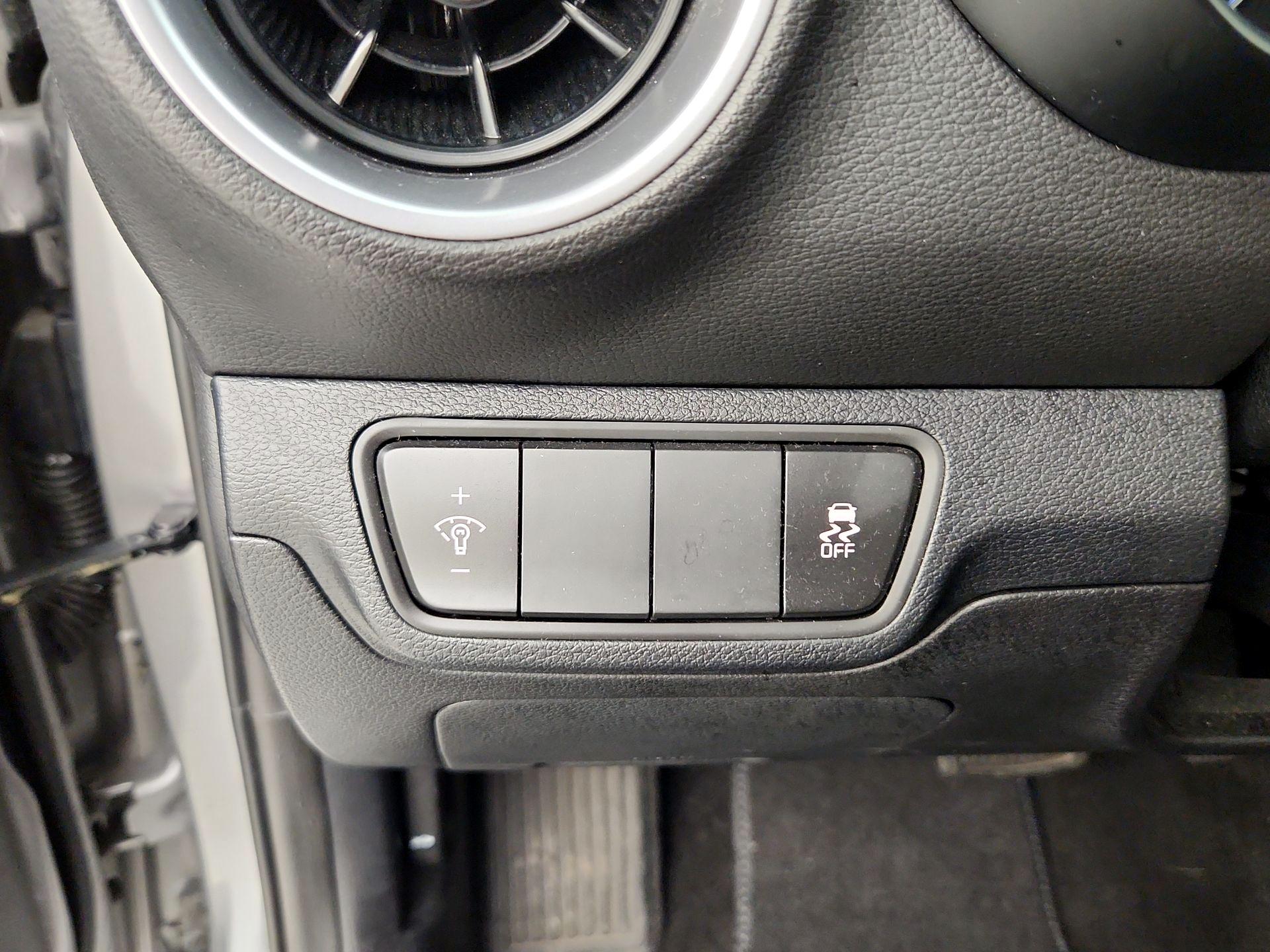 Thumbnail: 2024 Kia Forte - 13