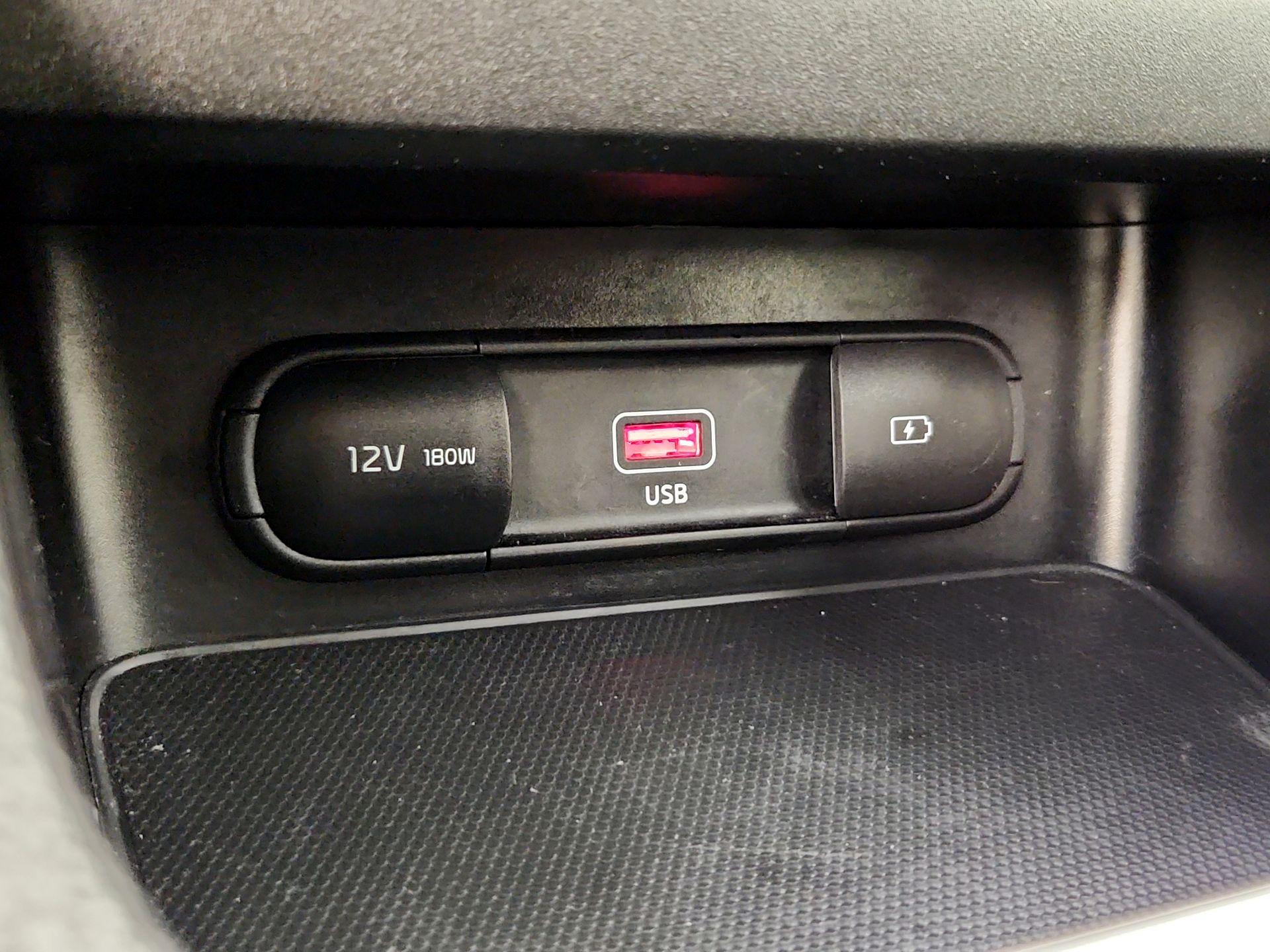 Thumbnail: 2024 Kia Forte - 18