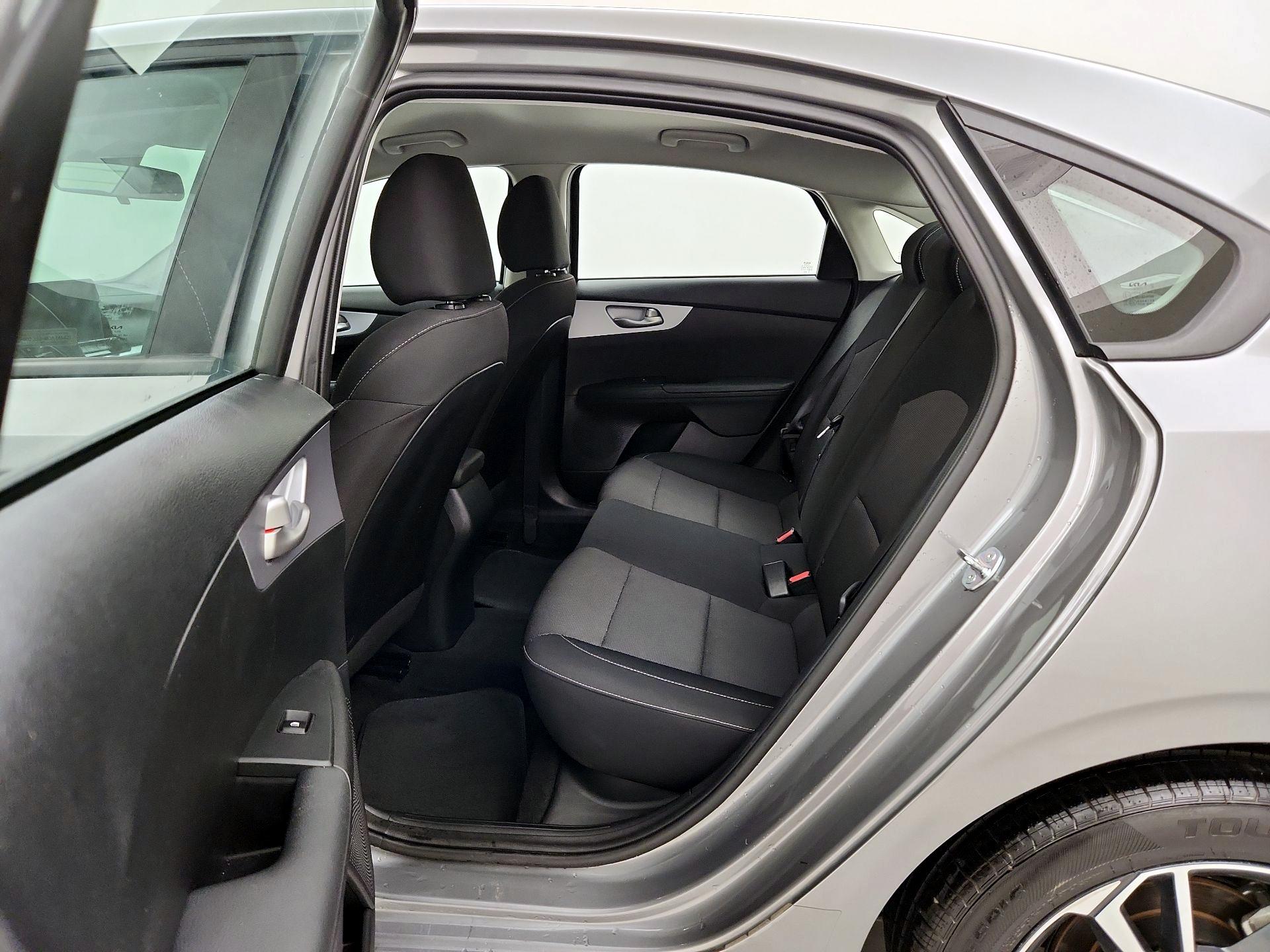 Thumbnail: 2024 Kia Forte - 19