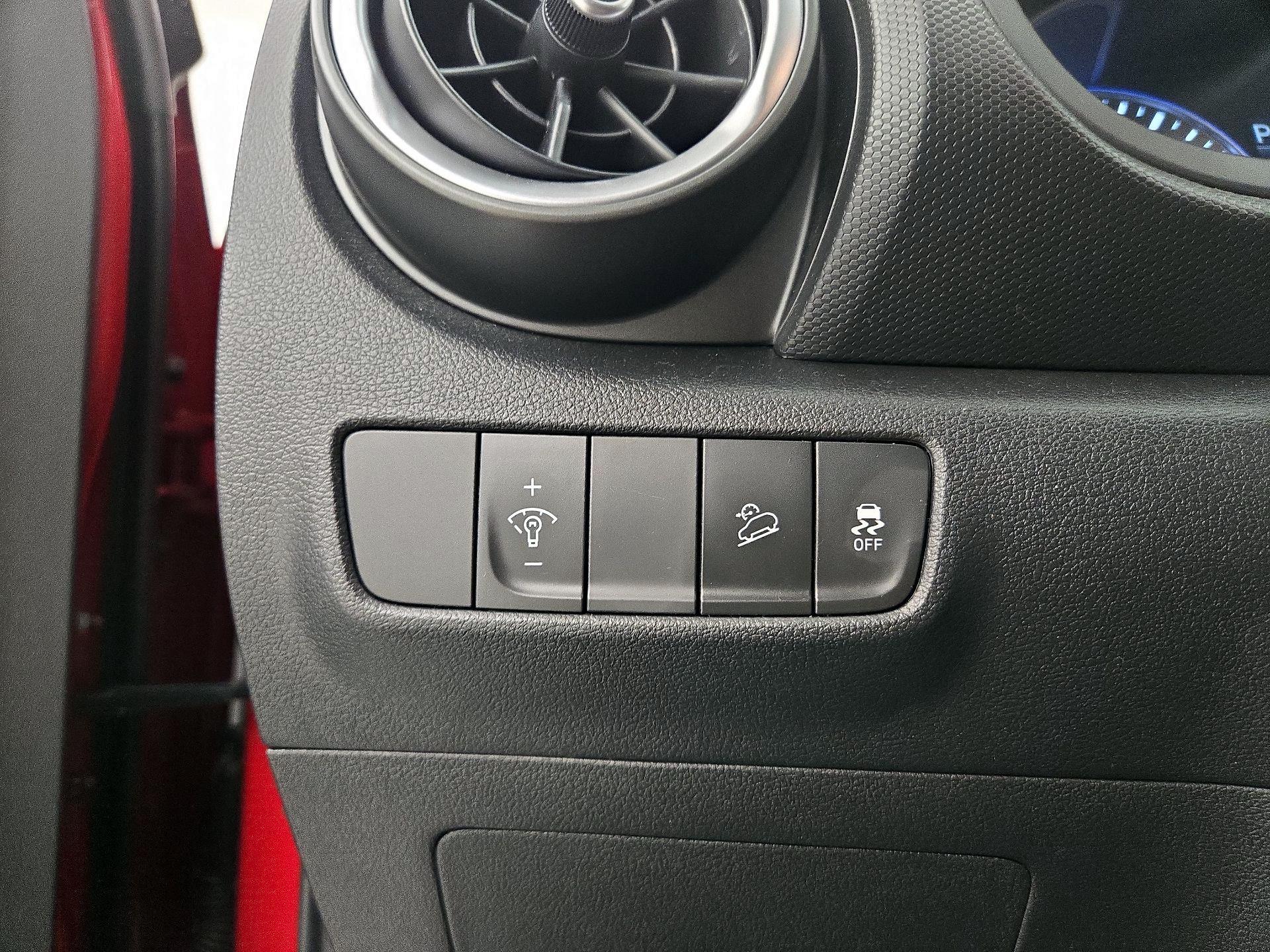 Thumbnail: 2022 Hyundai Kona - 13