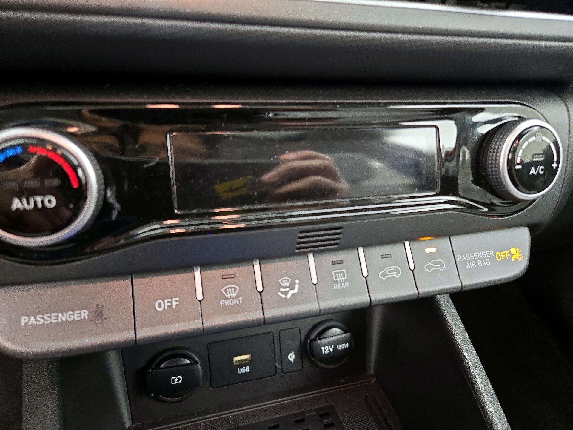 Thumbnail: 2022 Hyundai Kona - 16