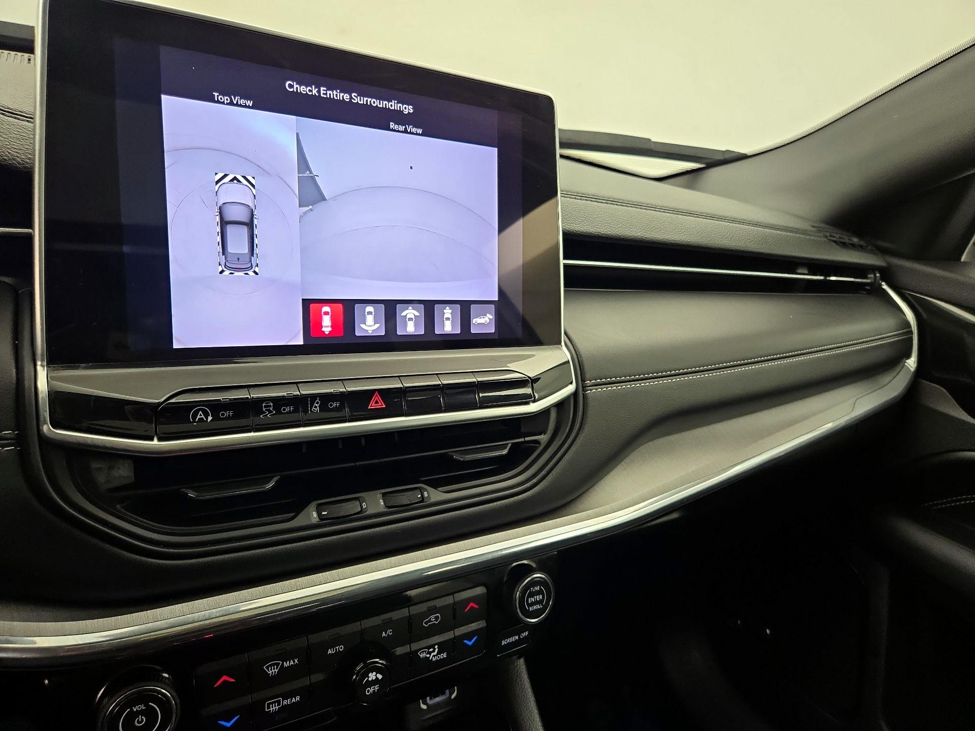 Thumbnail: 2022 Jeep Compass - 15