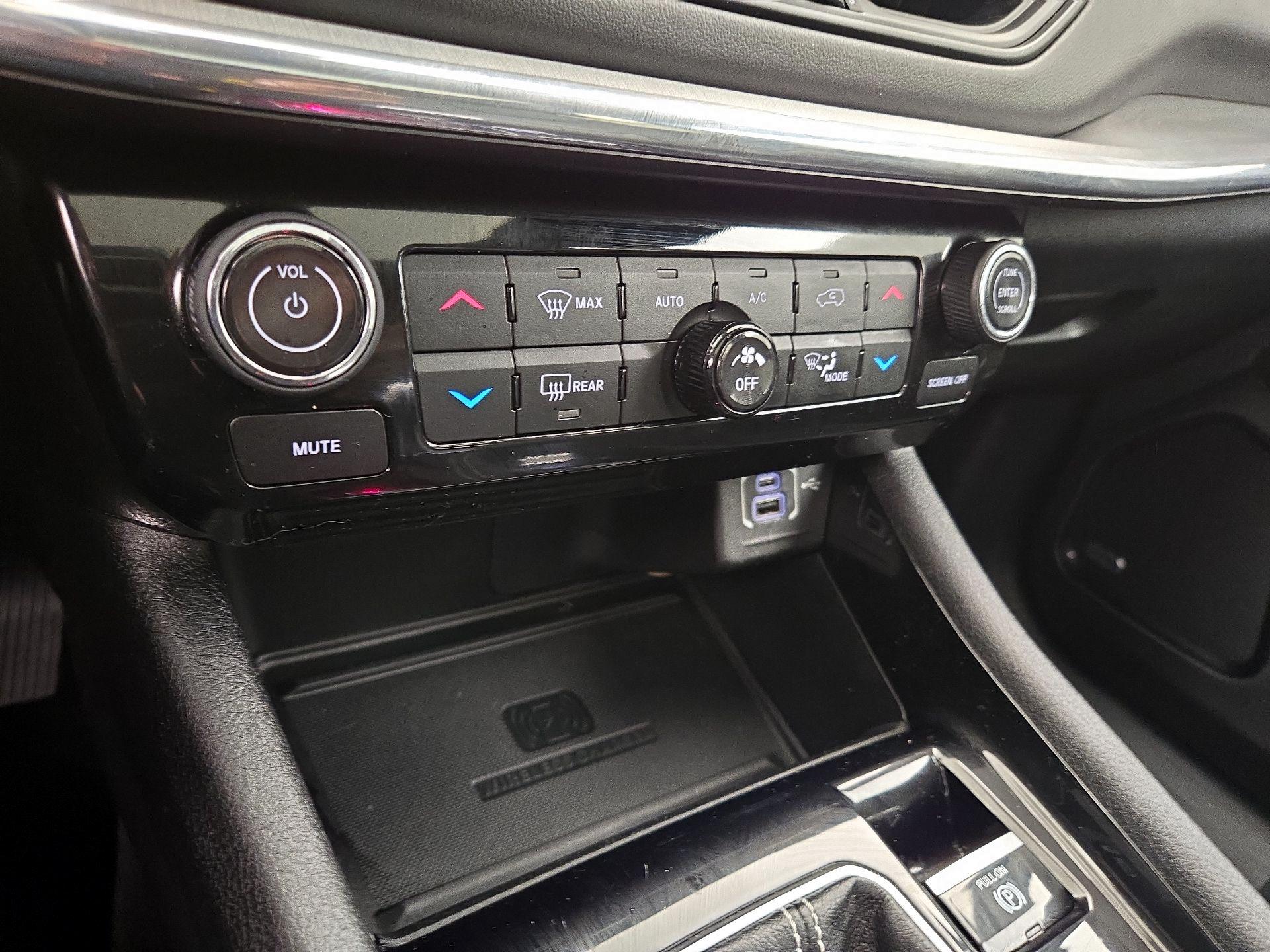 Thumbnail: 2022 Jeep Compass - 17