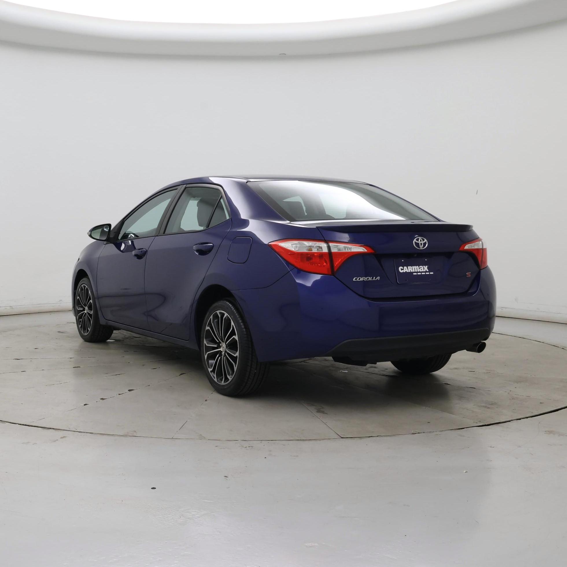 Thumbnail: 2015 Toyota Corolla - 2