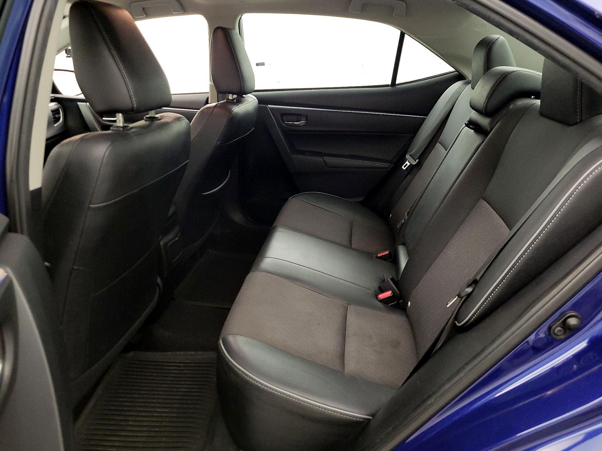 Thumbnail: 2015 Toyota Corolla - 19