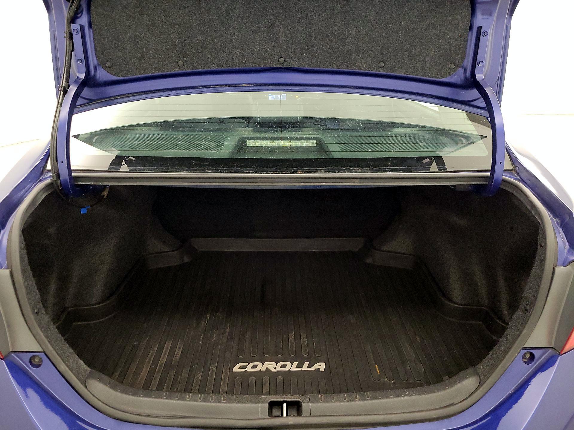 Thumbnail: 2015 Toyota Corolla - 20