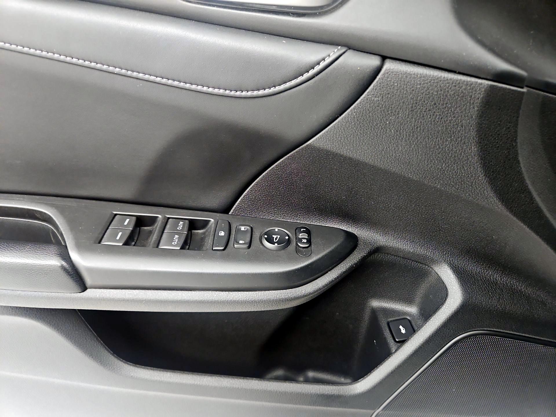 Thumbnail: 2022 Honda Insight - 12