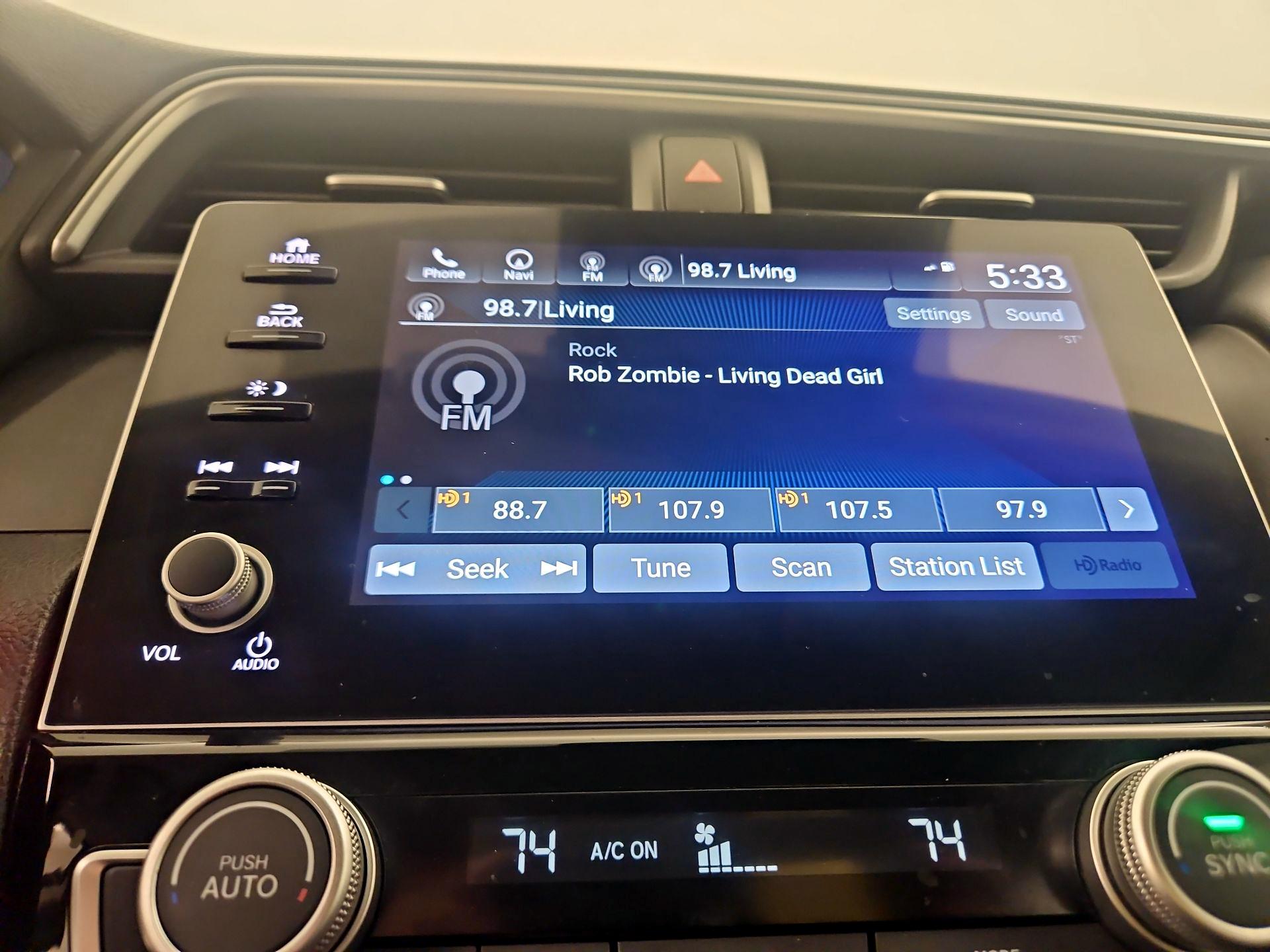 Thumbnail: 2022 Honda Insight - 16