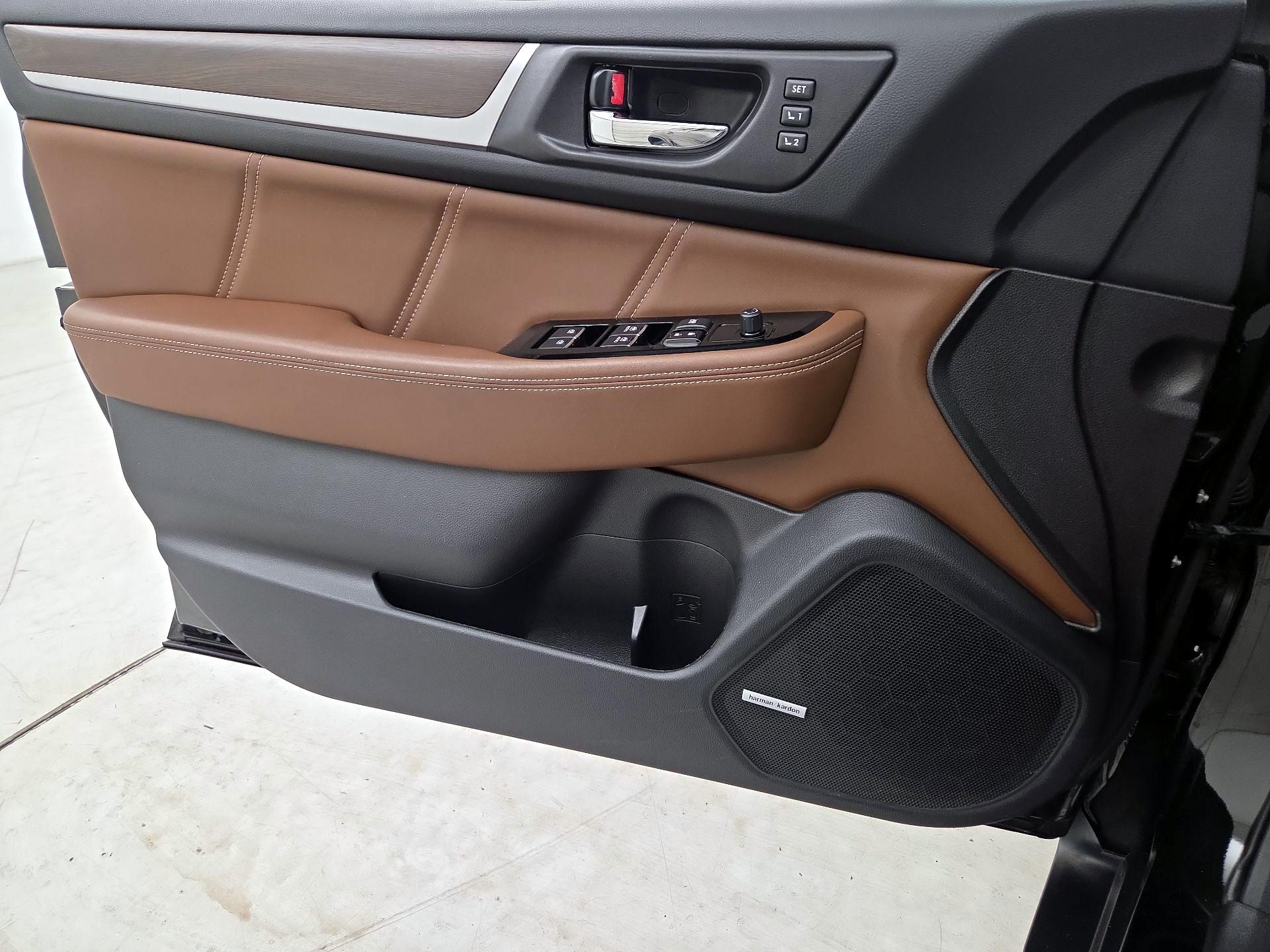 Thumbnail: 2017 Subaru Outback - 12