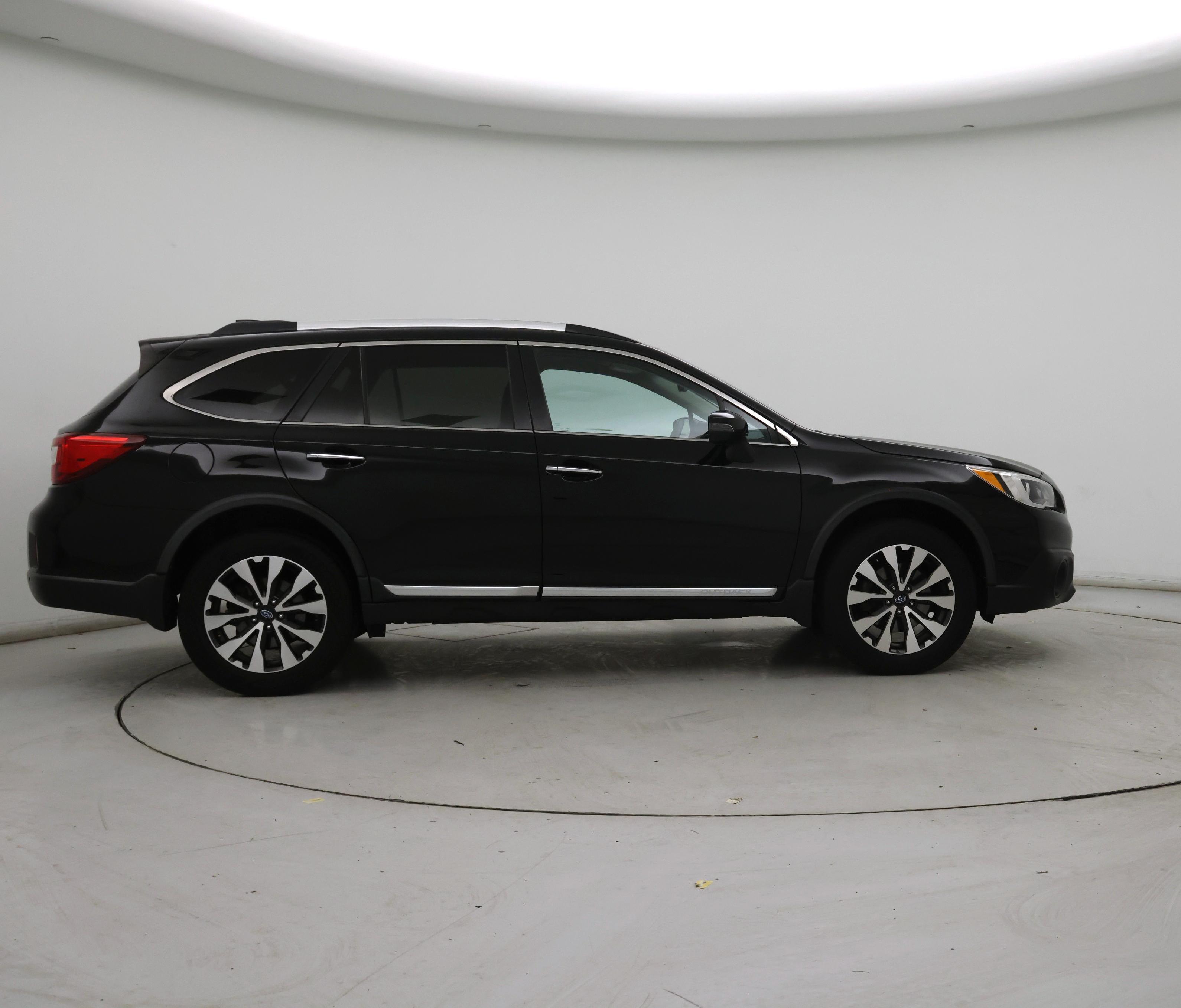 Thumbnail: 2017 Subaru Outback - 7