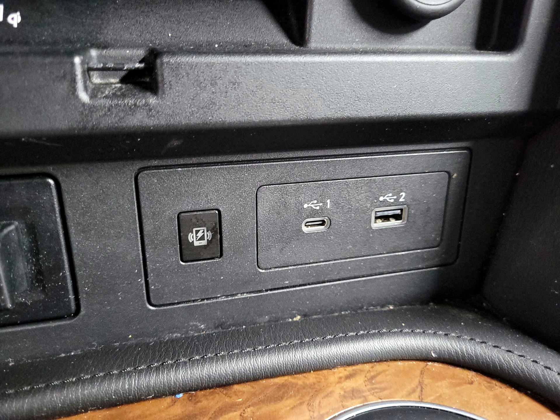 Thumbnail: 2023 Nissan Armada - 16