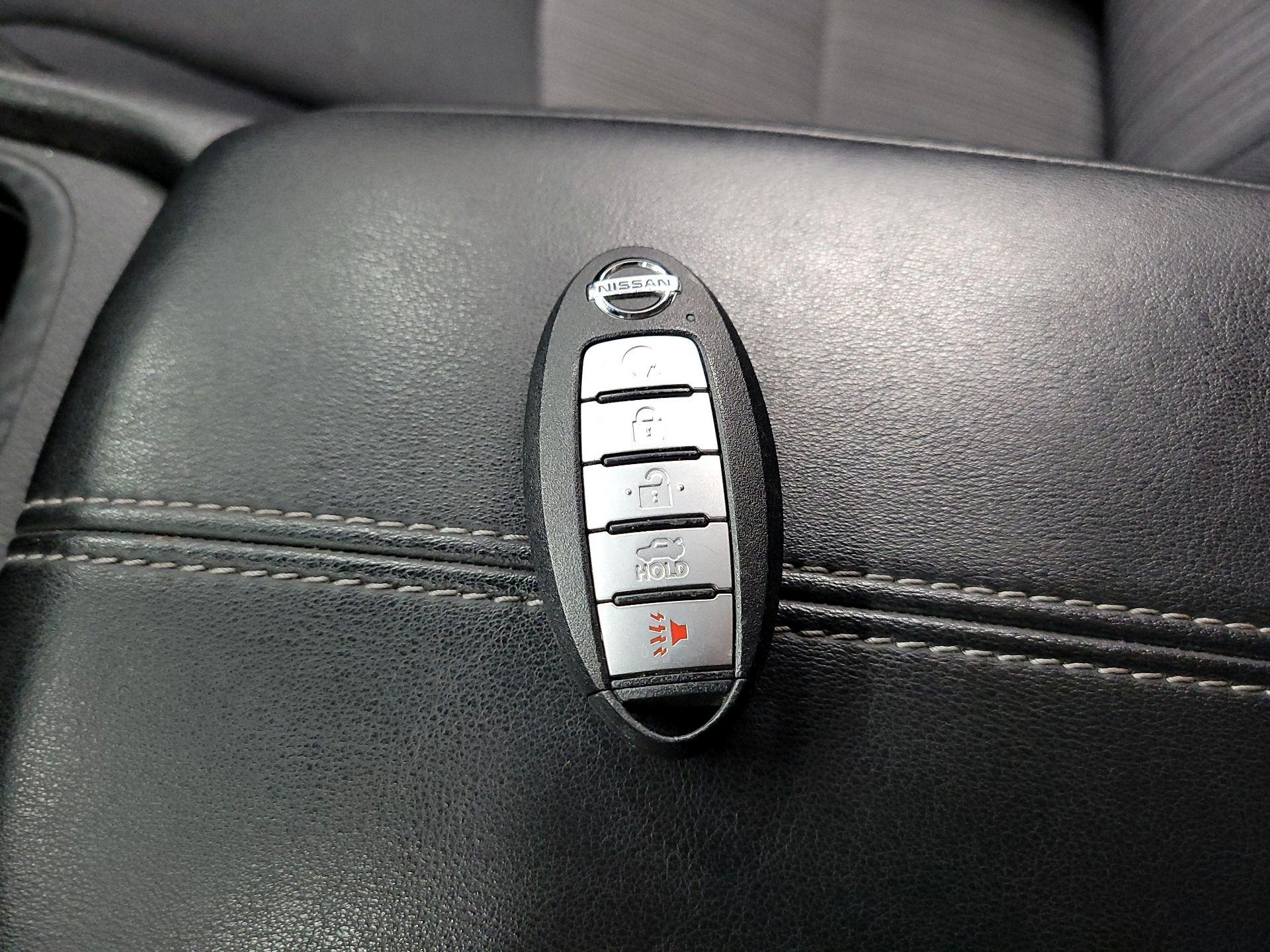 Thumbnail: 2023 Nissan Sentra - 18