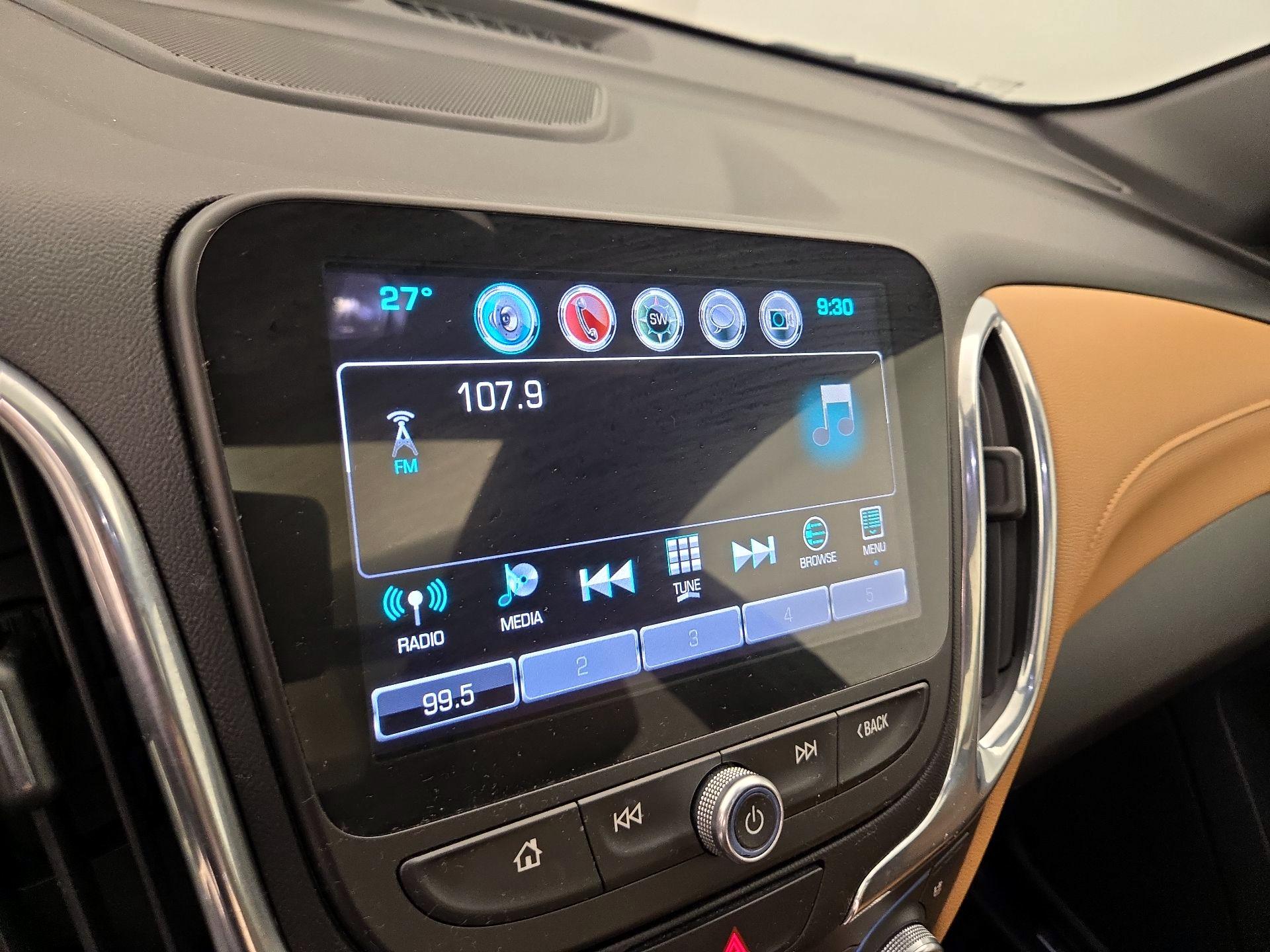 Thumbnail: 2018 Chevrolet Equinox - 16