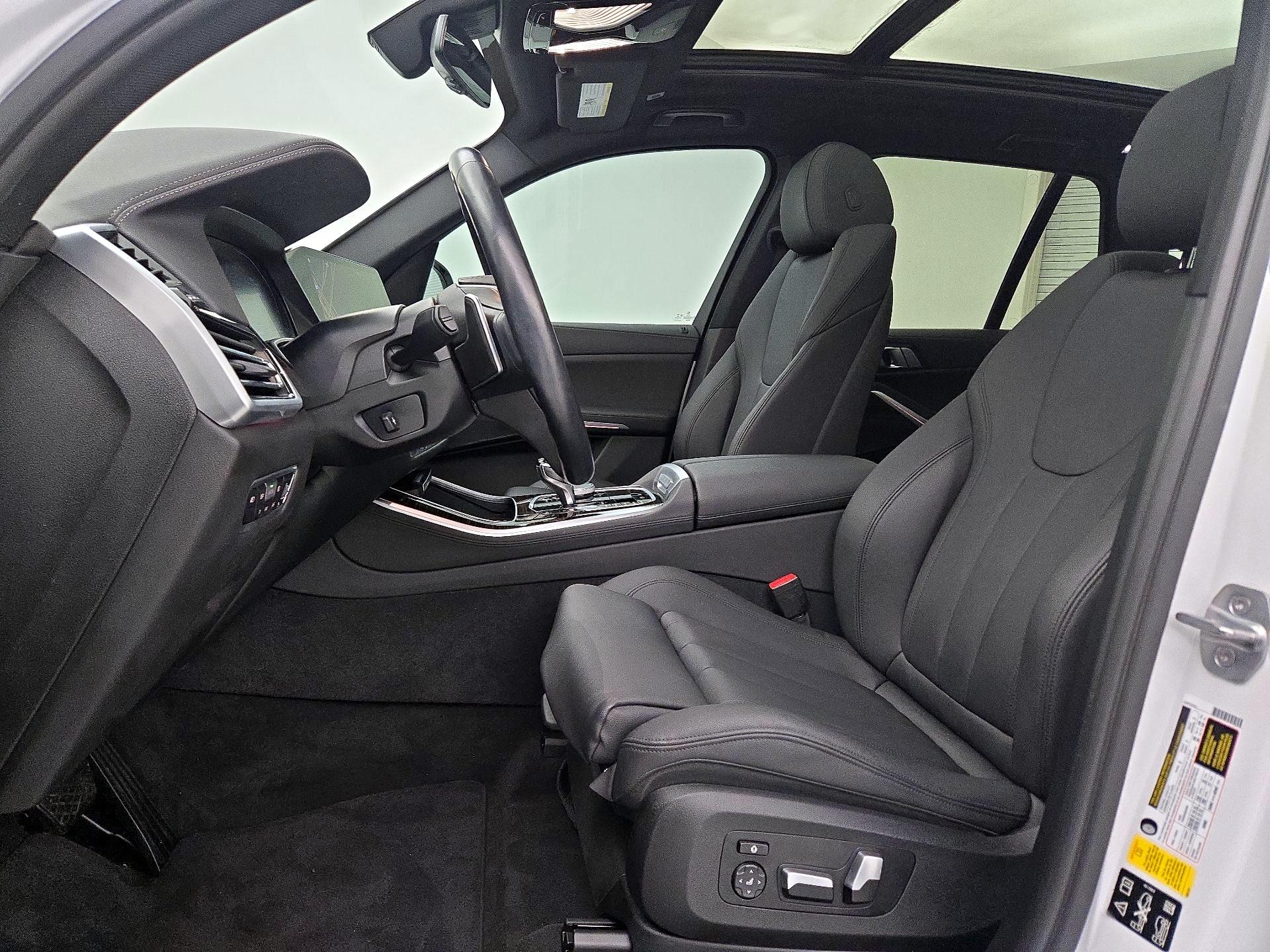 Thumbnail: 2020 BMW X5 - 11