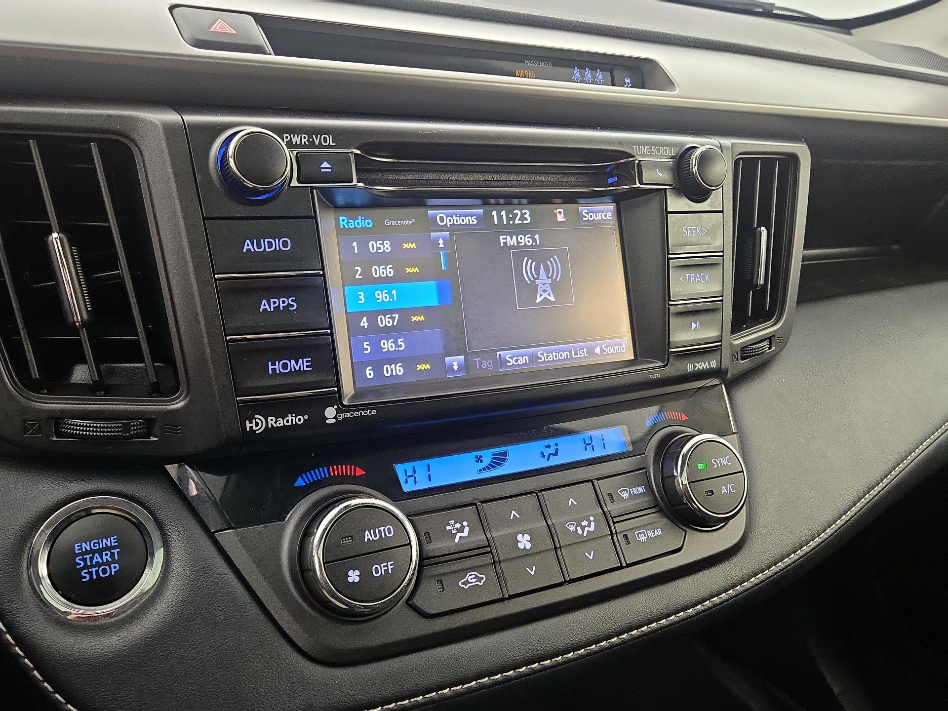 Thumbnail: 2018 Toyota RAV4 - 14