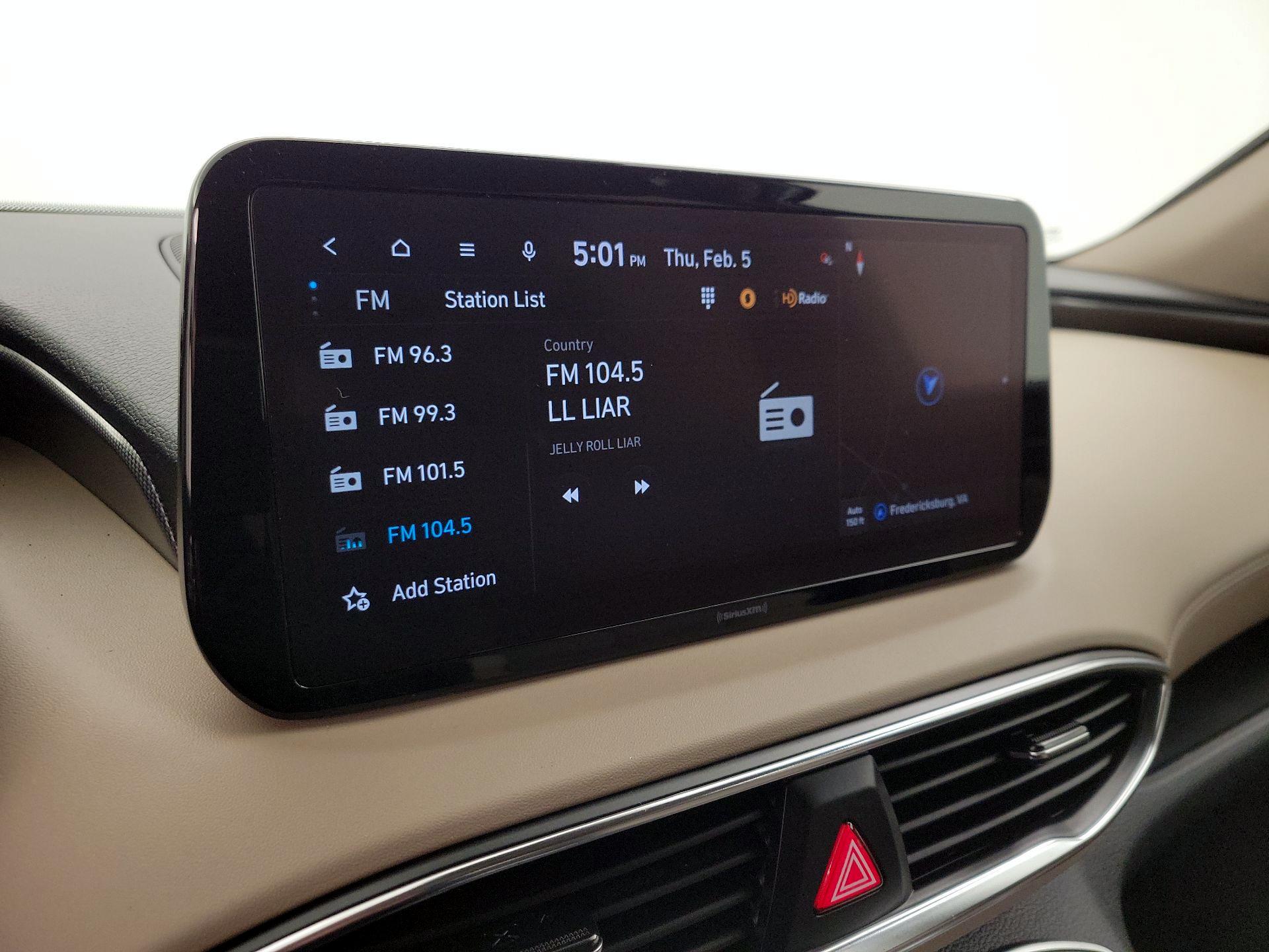 Thumbnail: 2023 Hyundai Santa Fe - 16