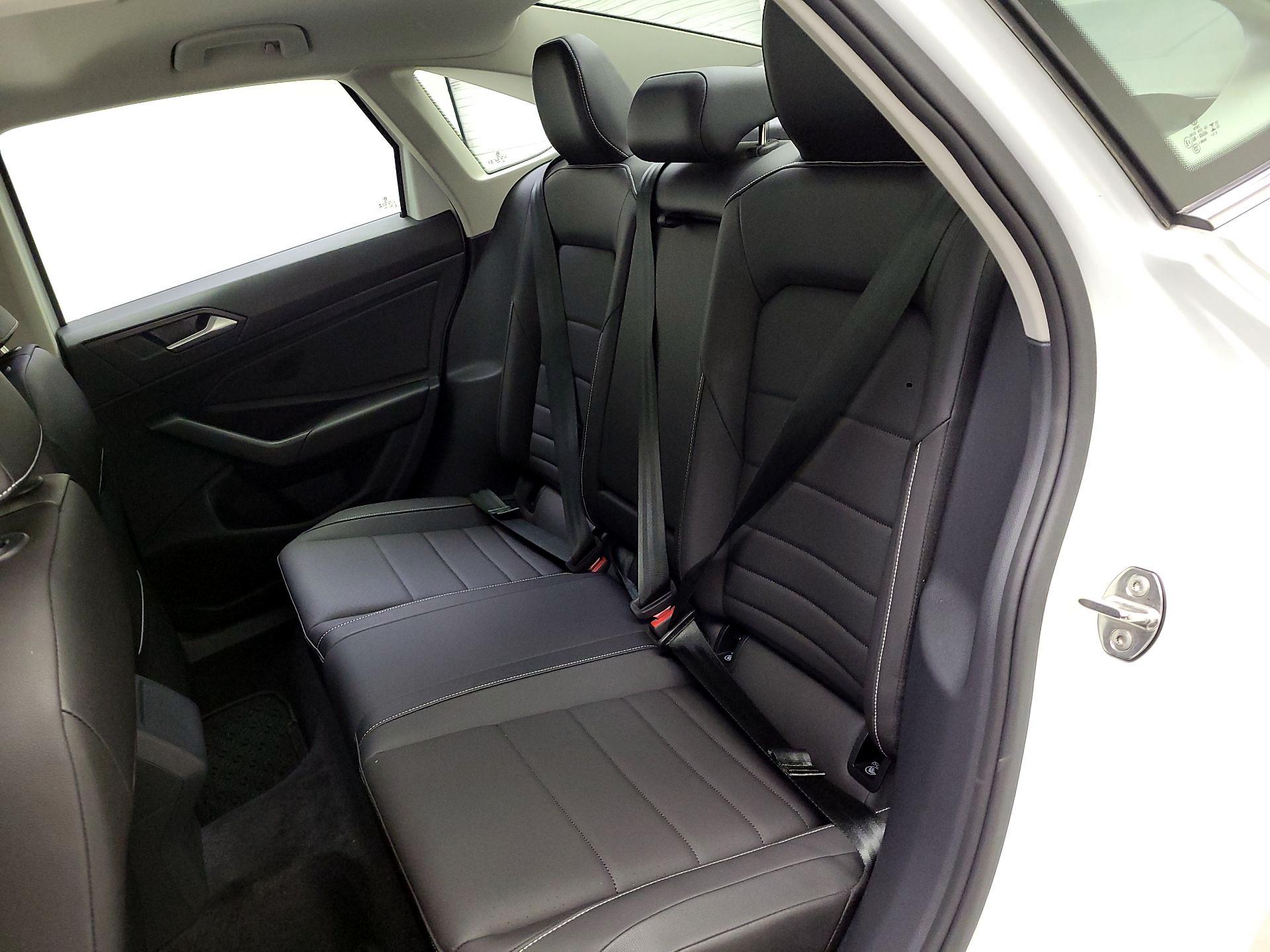 Thumbnail: 2024 Volkswagen Jetta - 20