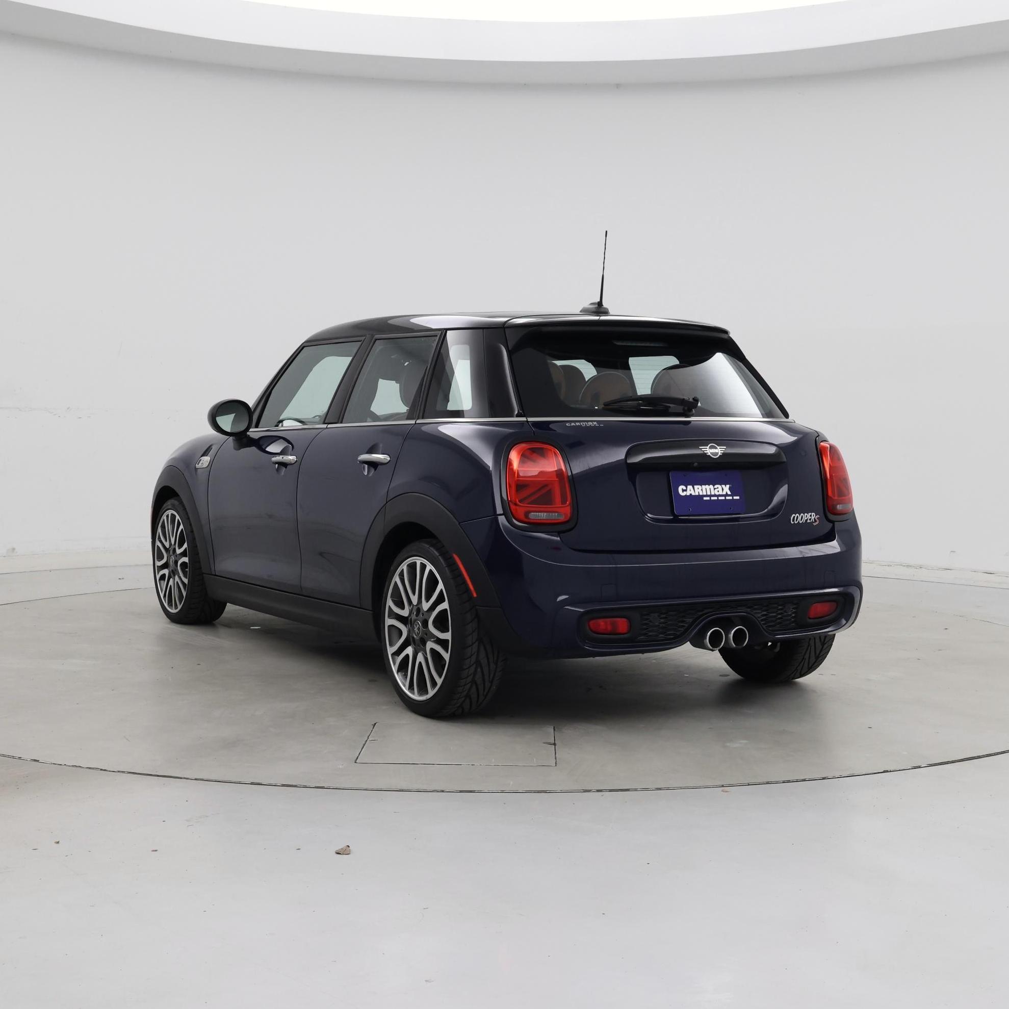 Thumbnail: 2019 MINI Cooper Hardtop - 2