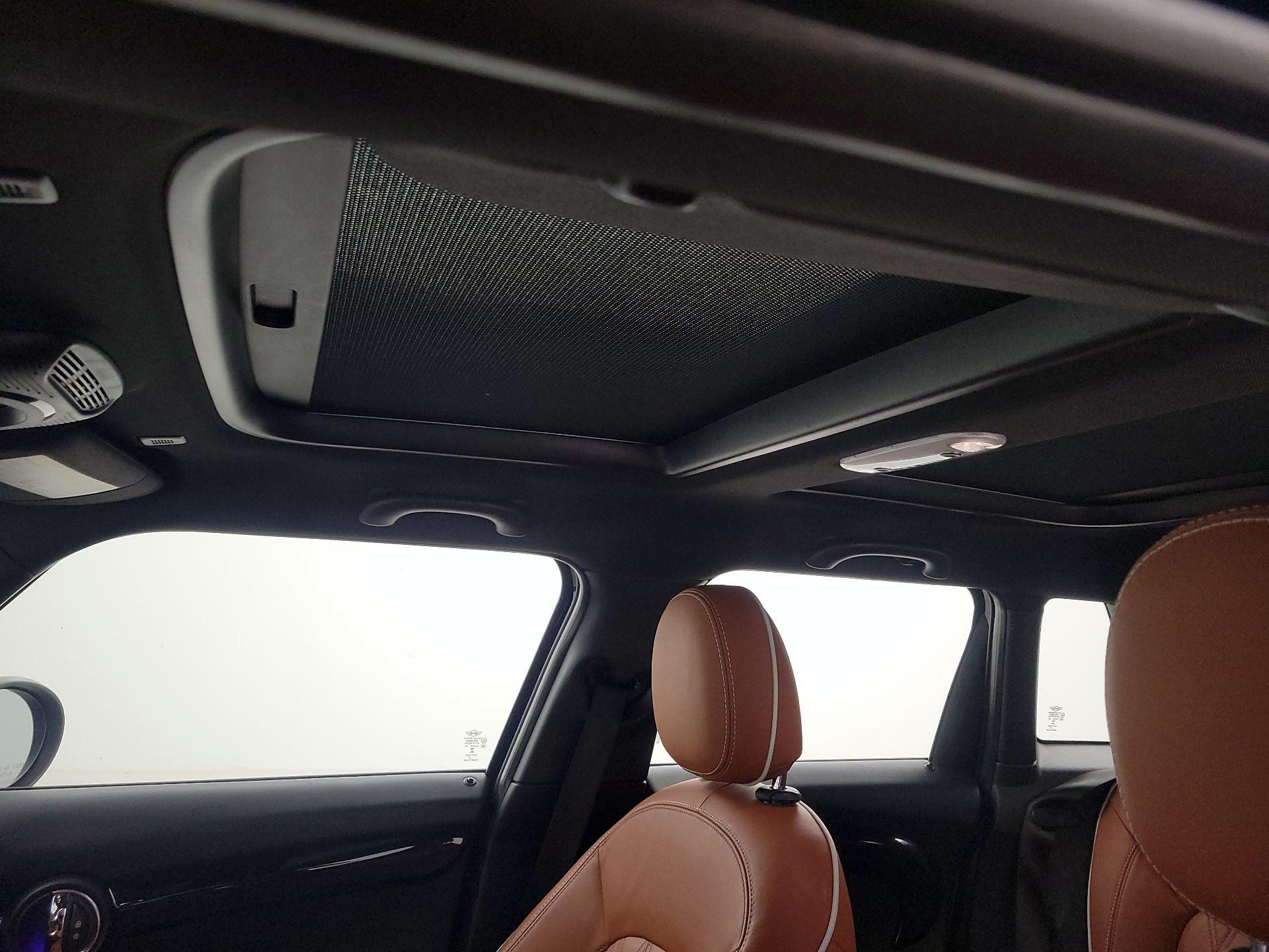 Thumbnail: 2019 MINI Cooper Hardtop - 19