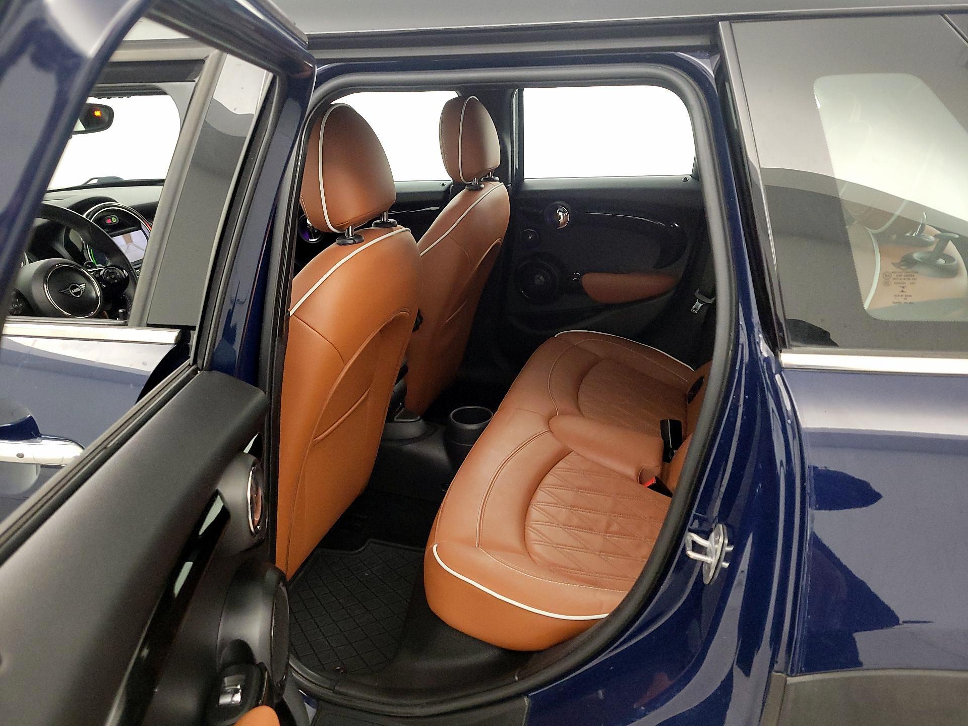 Thumbnail: 2019 MINI Cooper Hardtop - 20