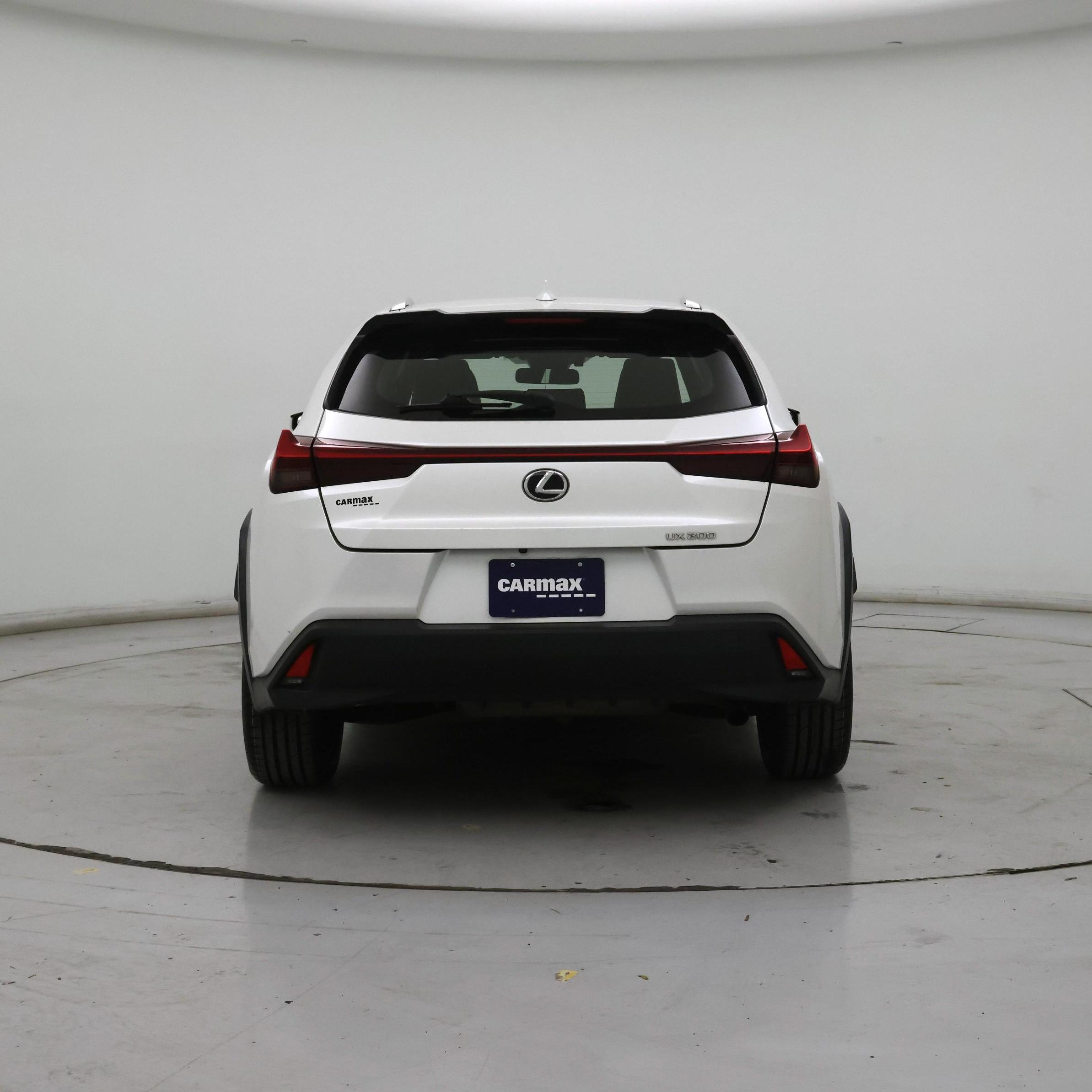 Thumbnail: 2020 Lexus UX - 6