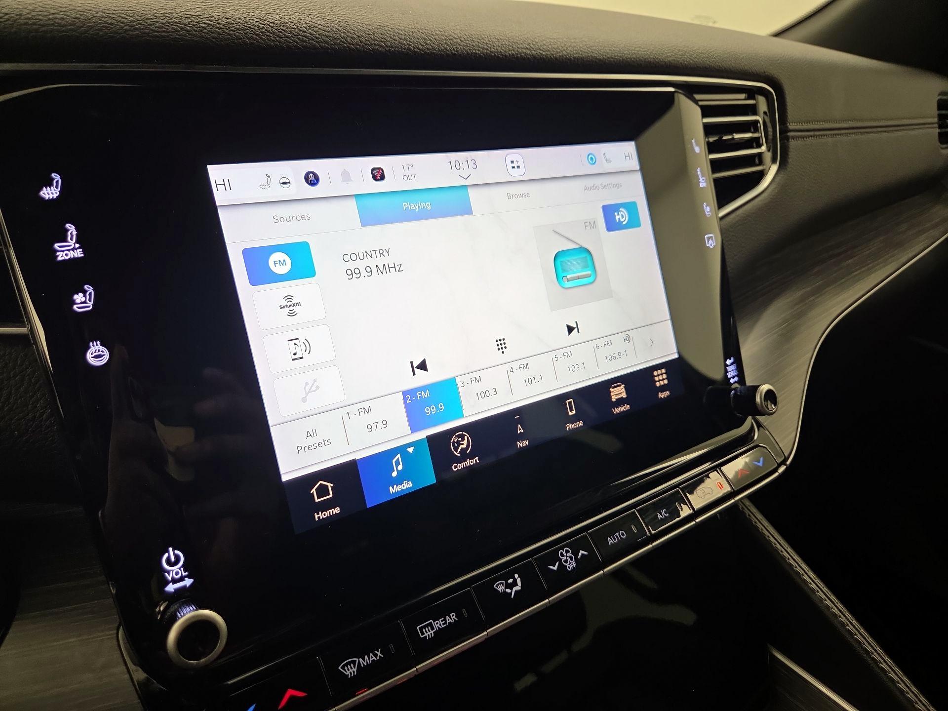 Thumbnail: 2024 Jeep Wagoneer - 16