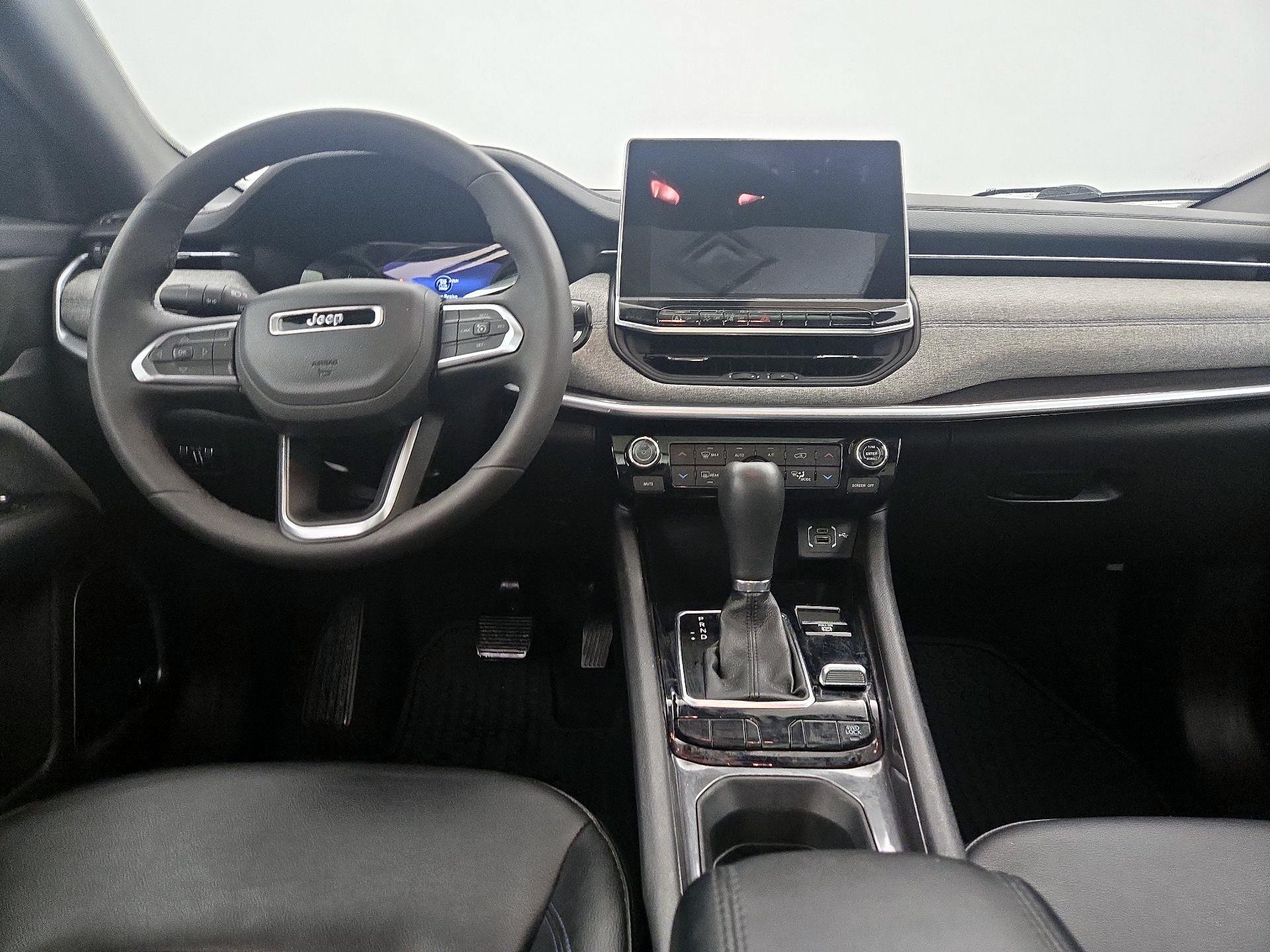 Thumbnail: 2023 Jeep Compass - 9