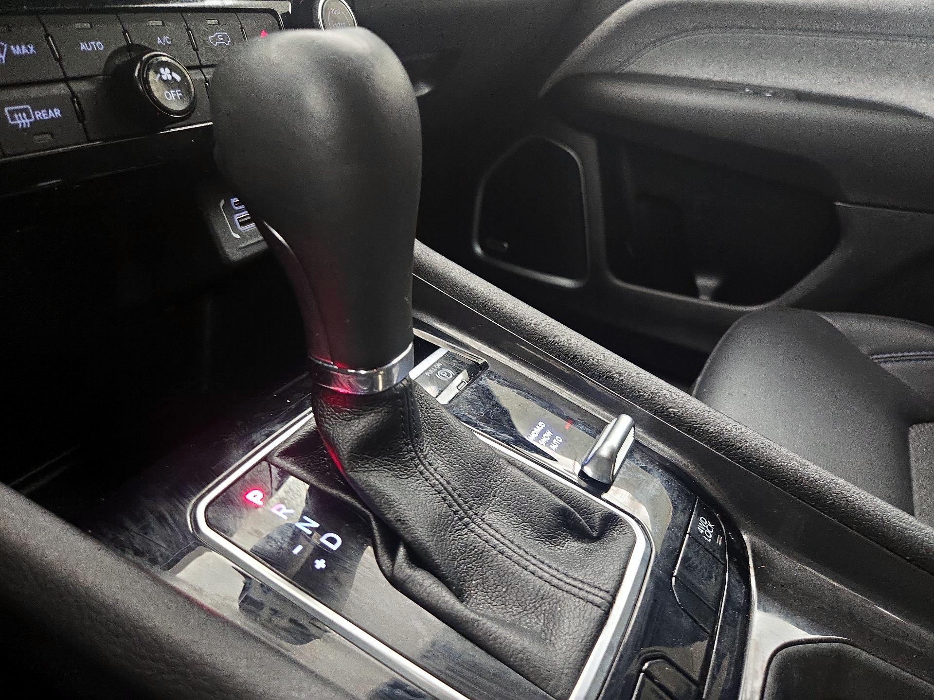 Thumbnail: 2023 Jeep Compass - 17