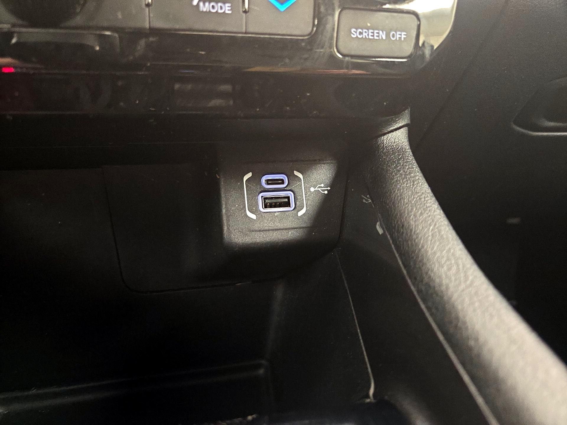 Thumbnail: 2023 Jeep Compass - 18